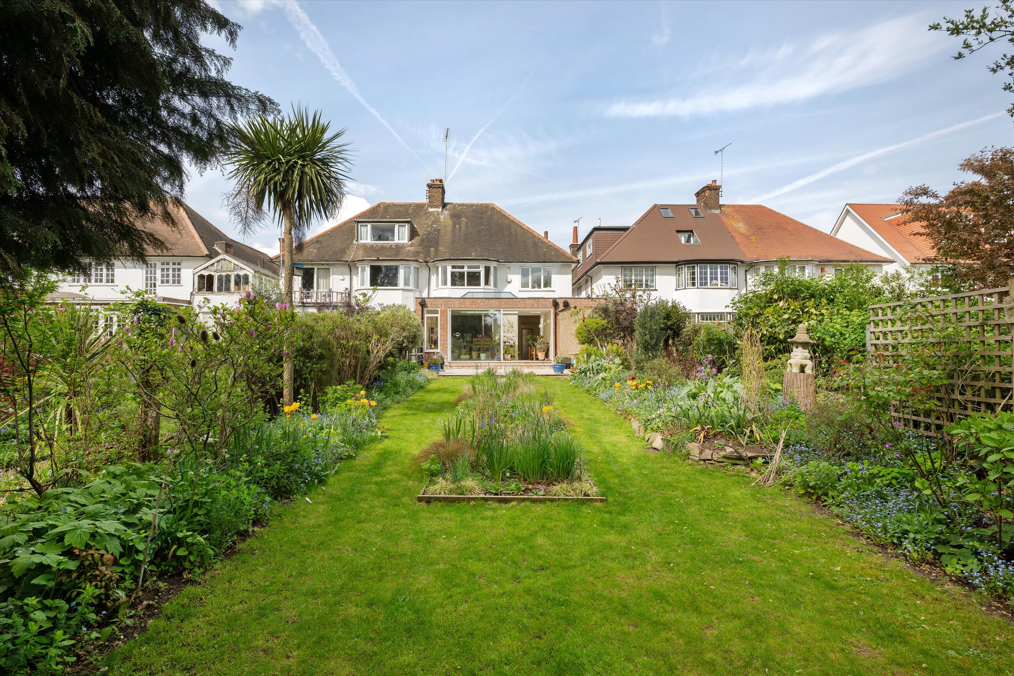 Rodborough Road, London NW11
