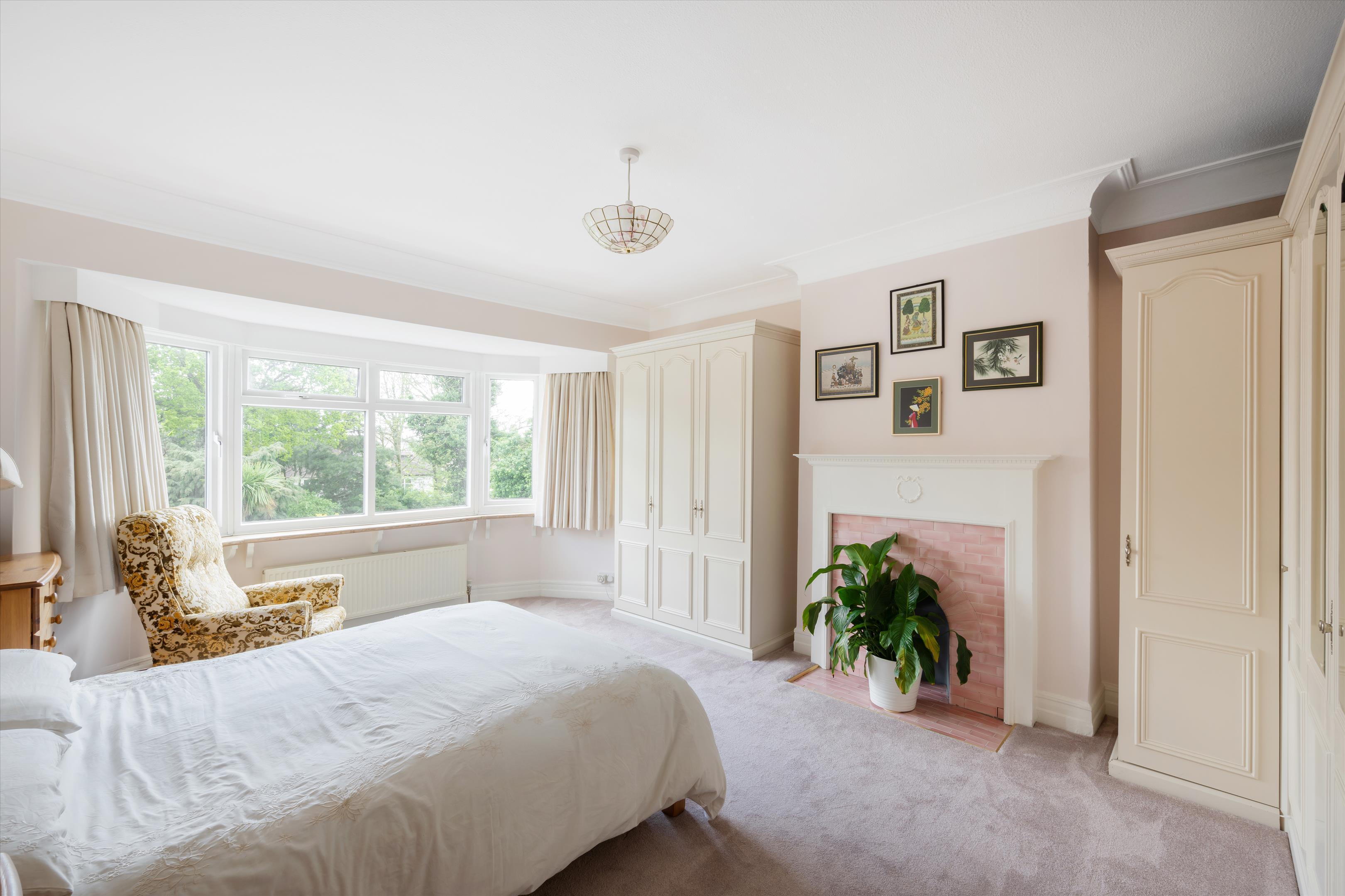 Rodborough Road, London NW11