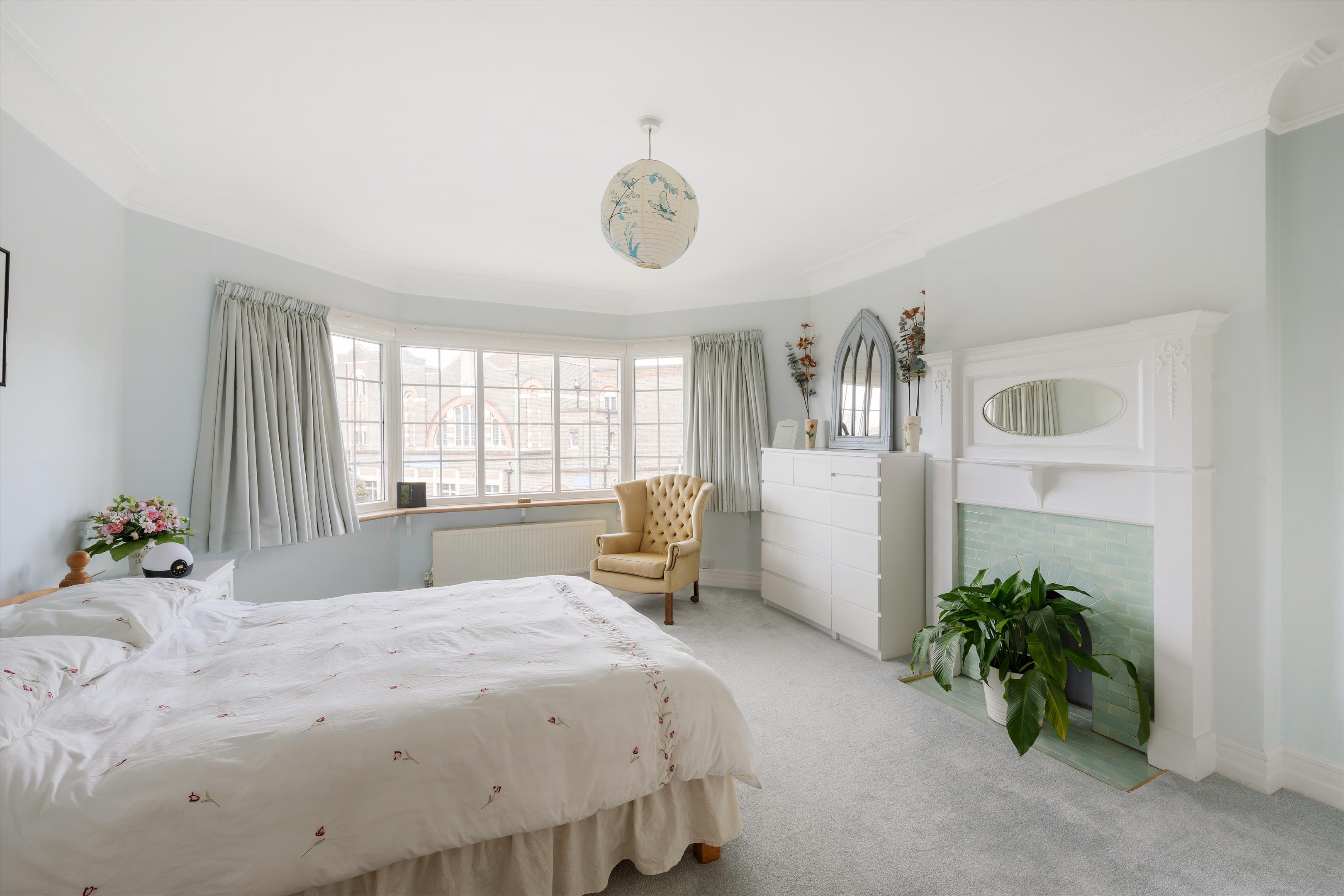 Rodborough Road, London NW11