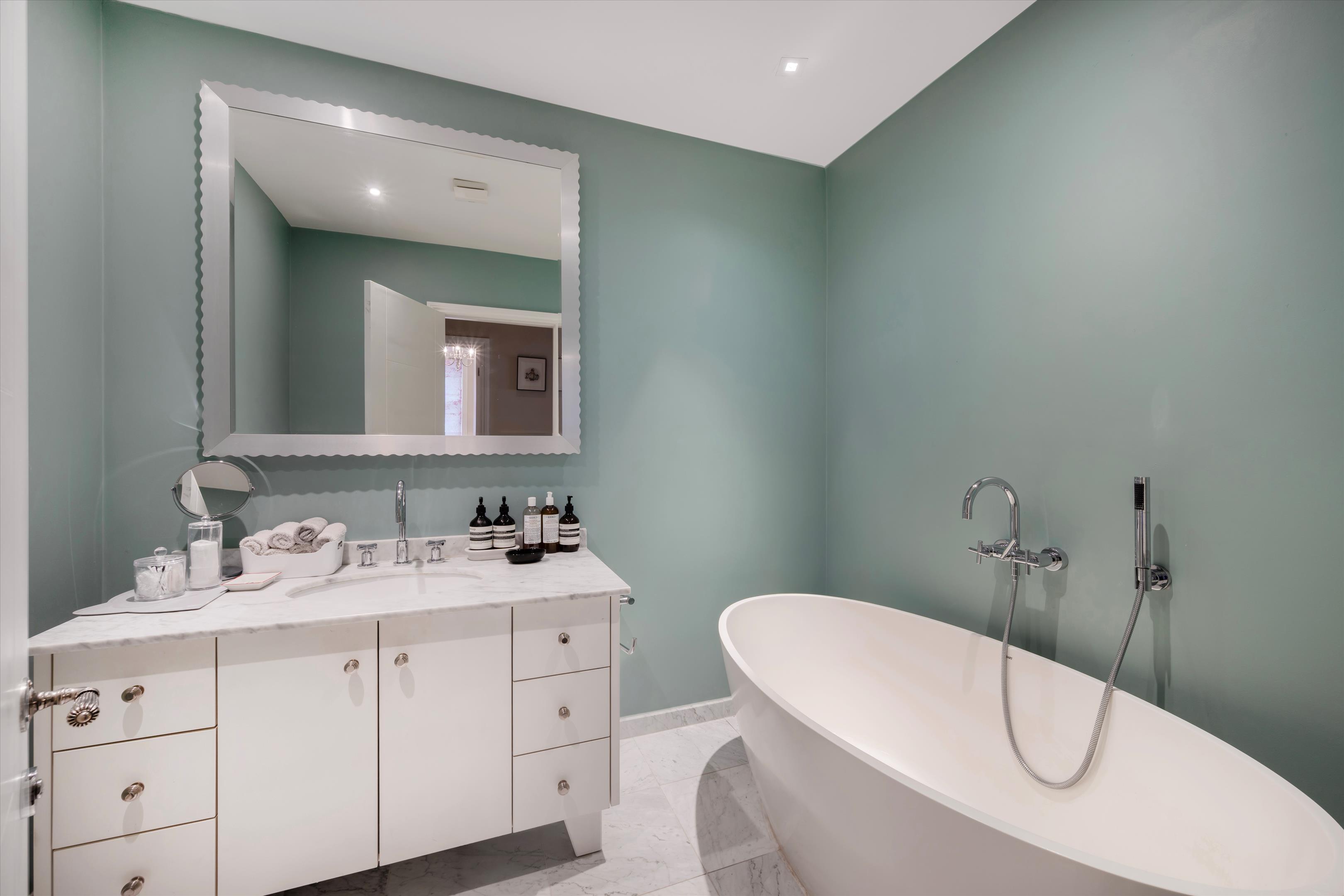 Frognal, London, NW3