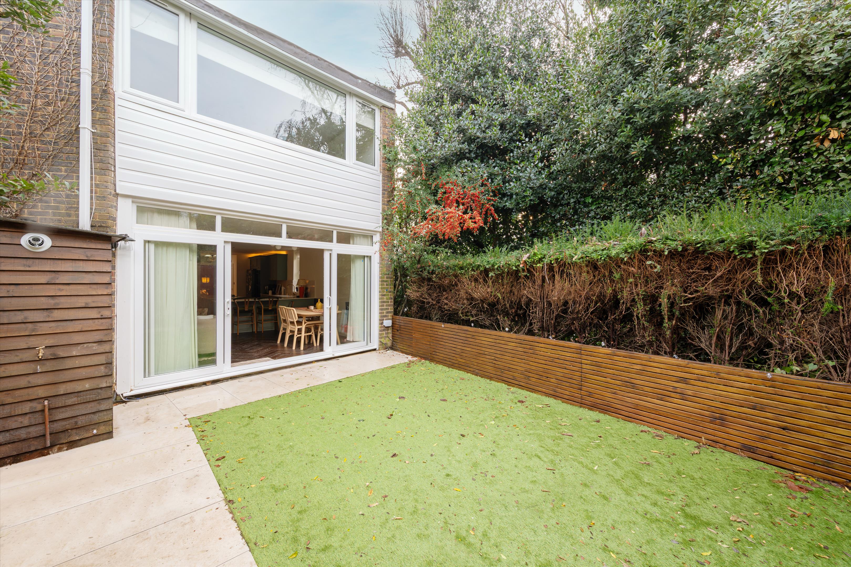 Arkwright Road, London, NW3