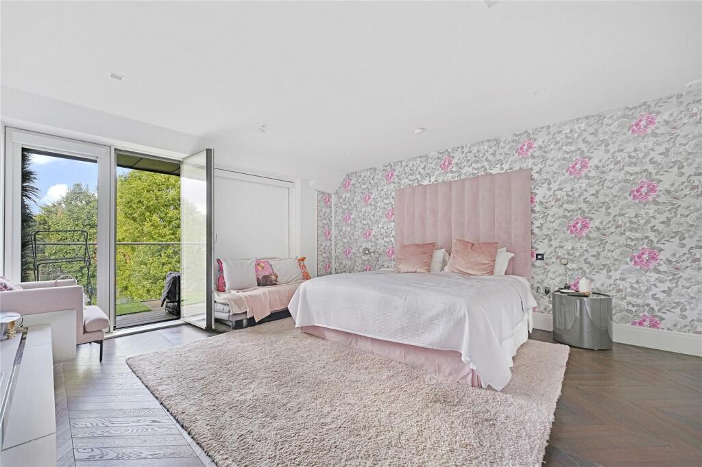 Kidderpore Avenue, London, NW3