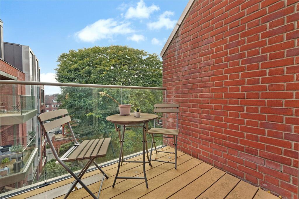 Kidderpore Avenue, London, NW3