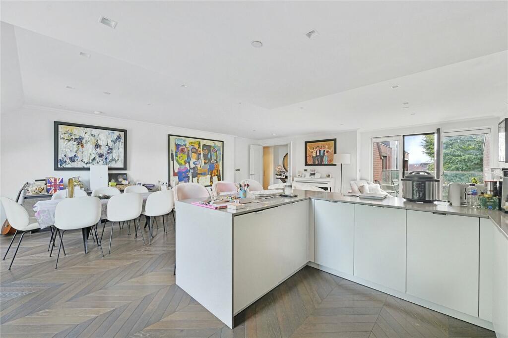 Kidderpore Avenue, London, NW3