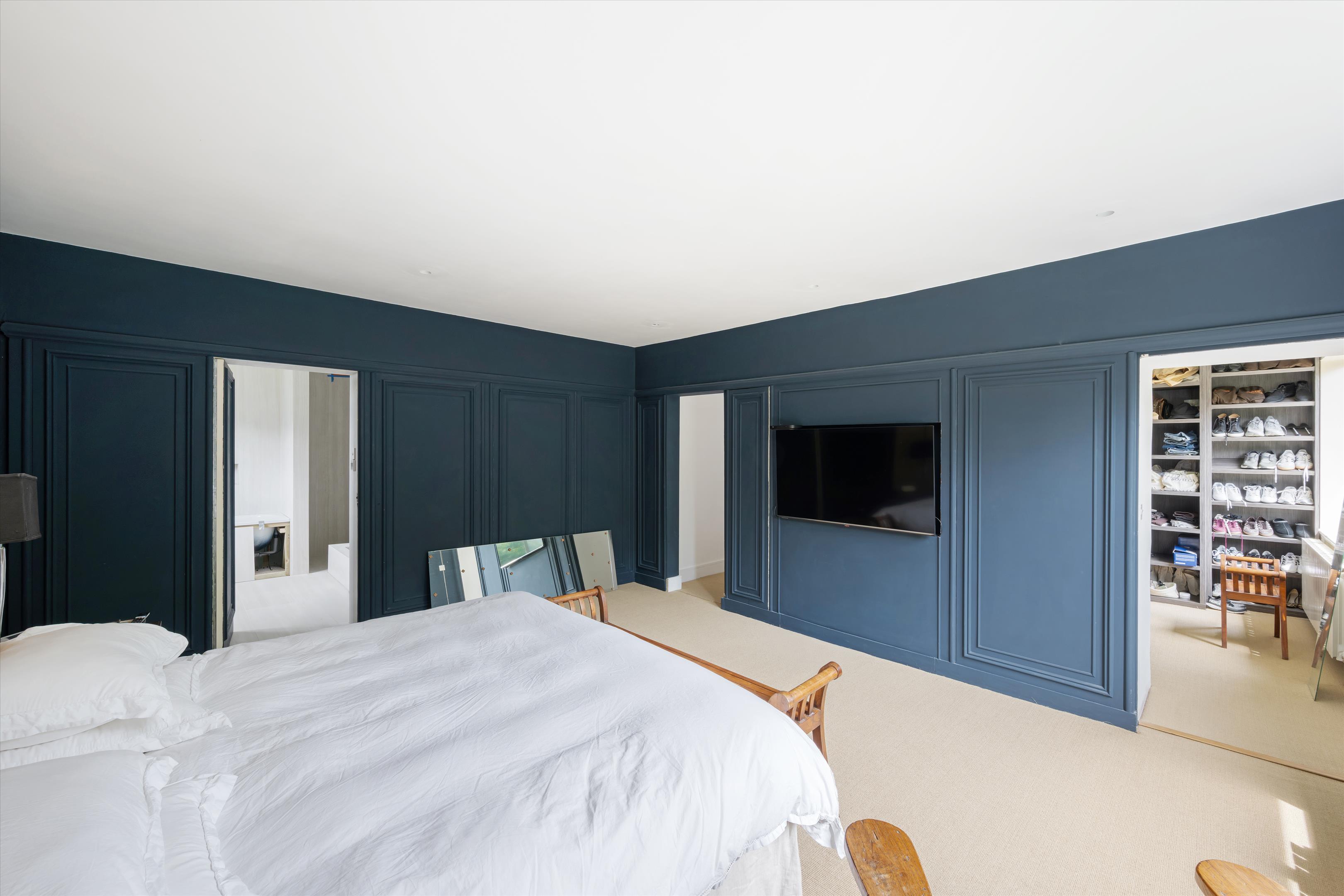 Neville Drive, London N2