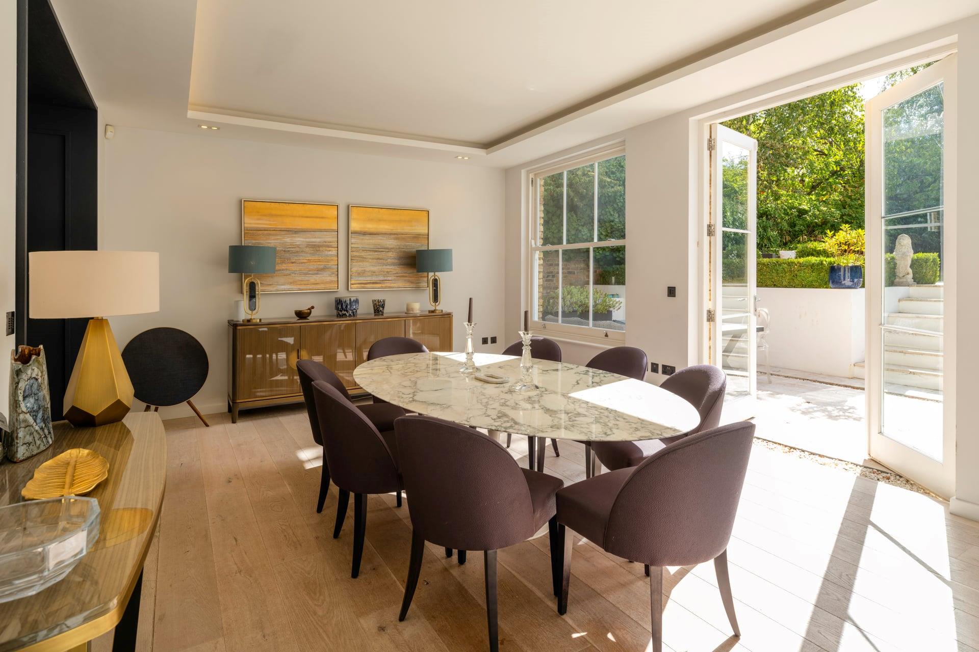 Carlton Hill, London NW8.