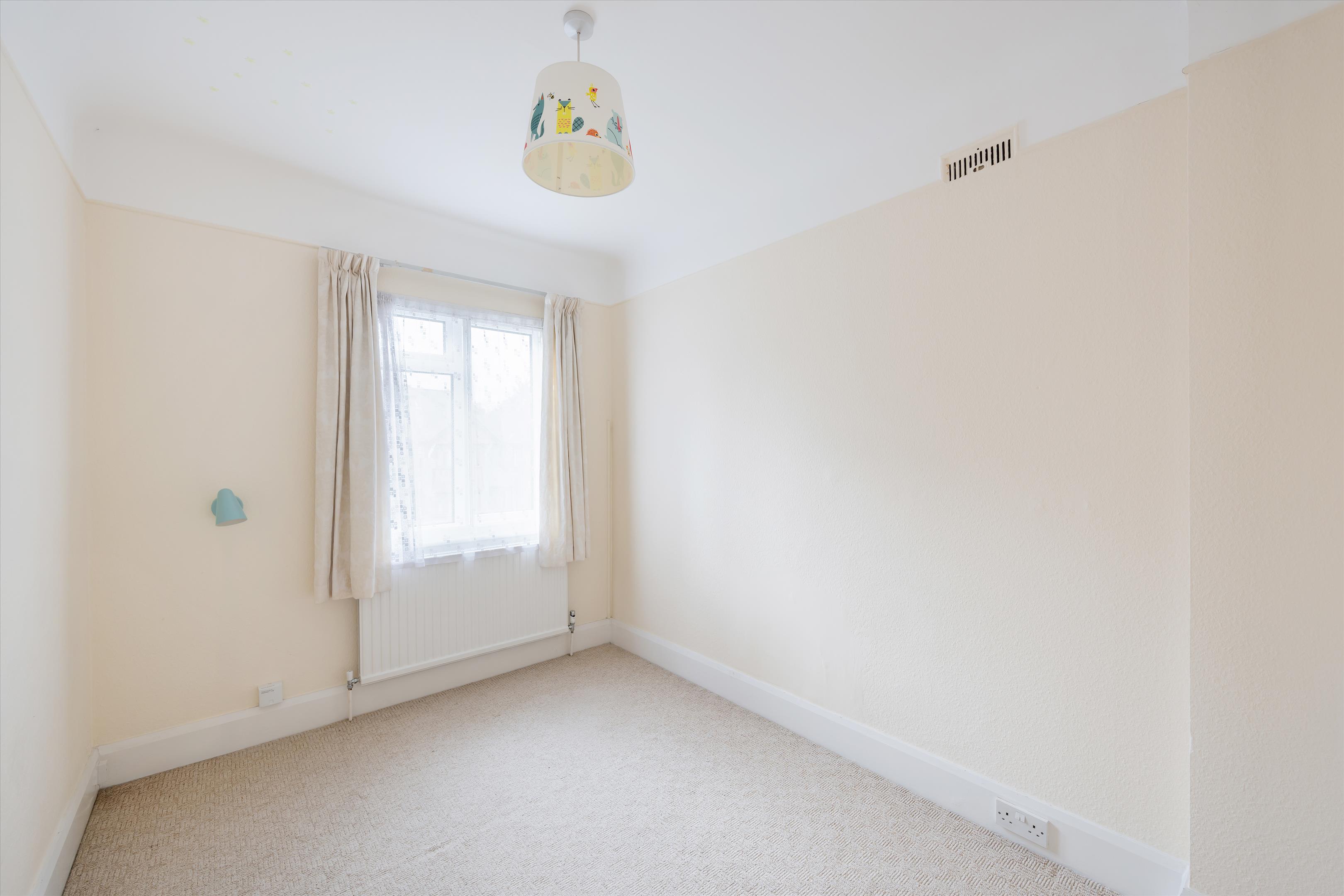 Bancroft Avenue, London N2