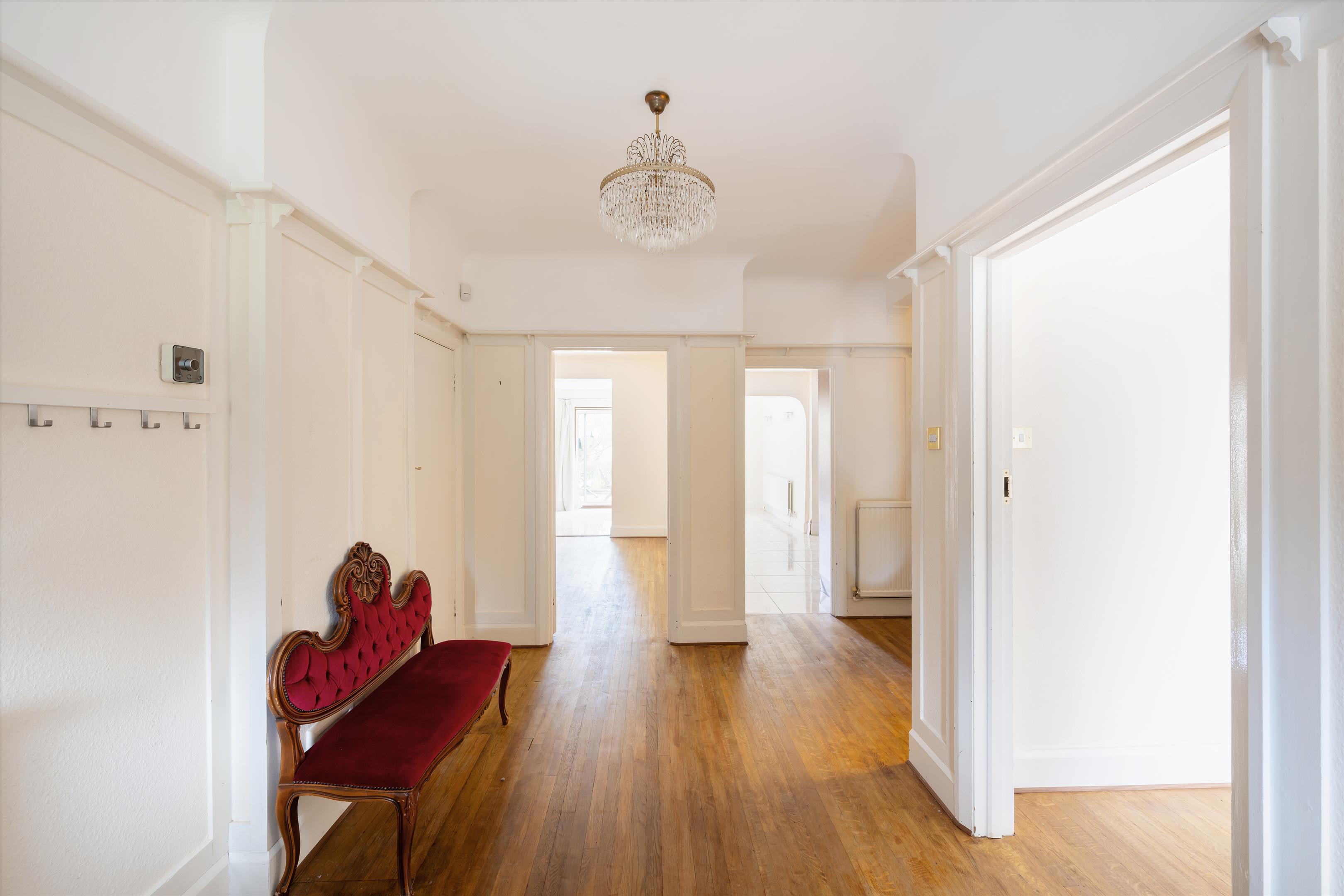 Bancroft Avenue, London N2