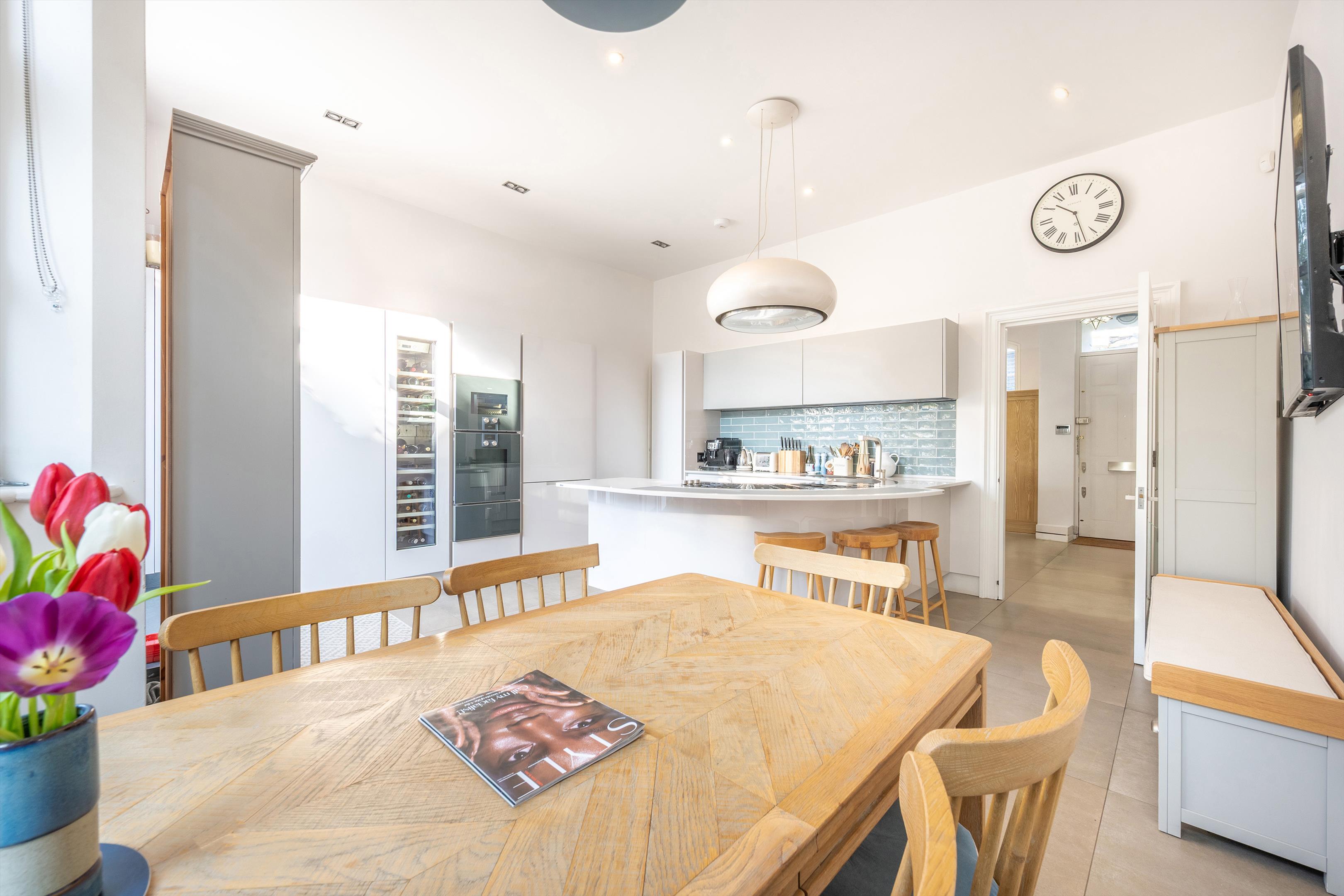 New End, Hampstead, London NW3