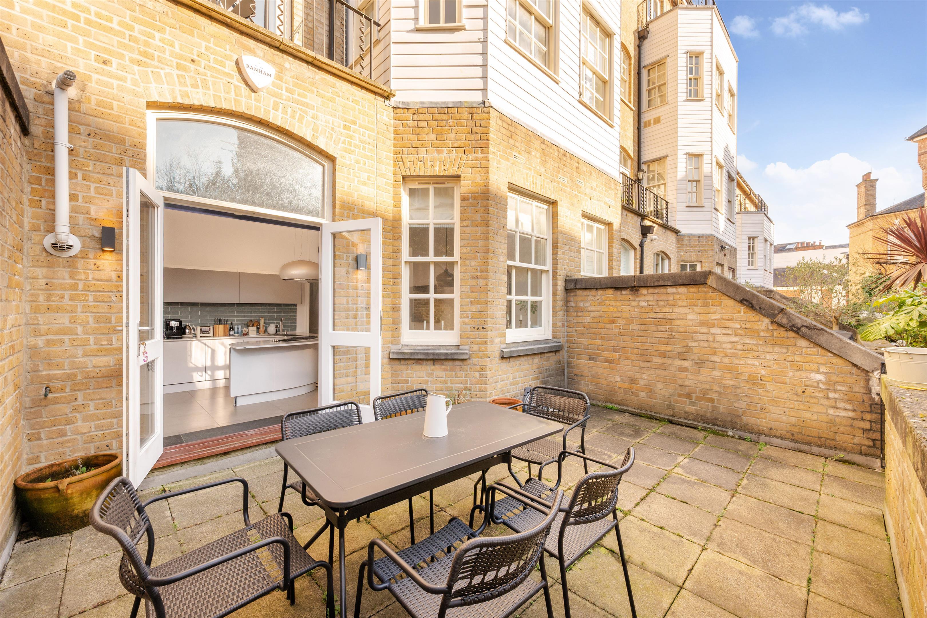 New End, Hampstead, London NW3