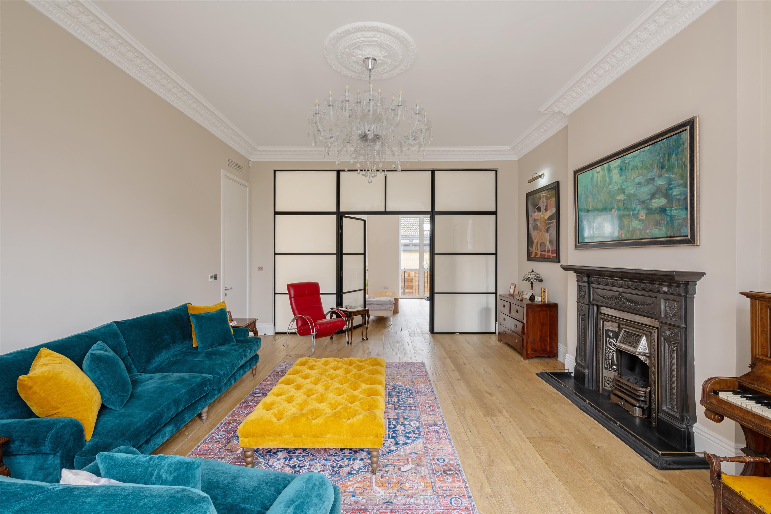 Rosslyn Hill, London, NW3