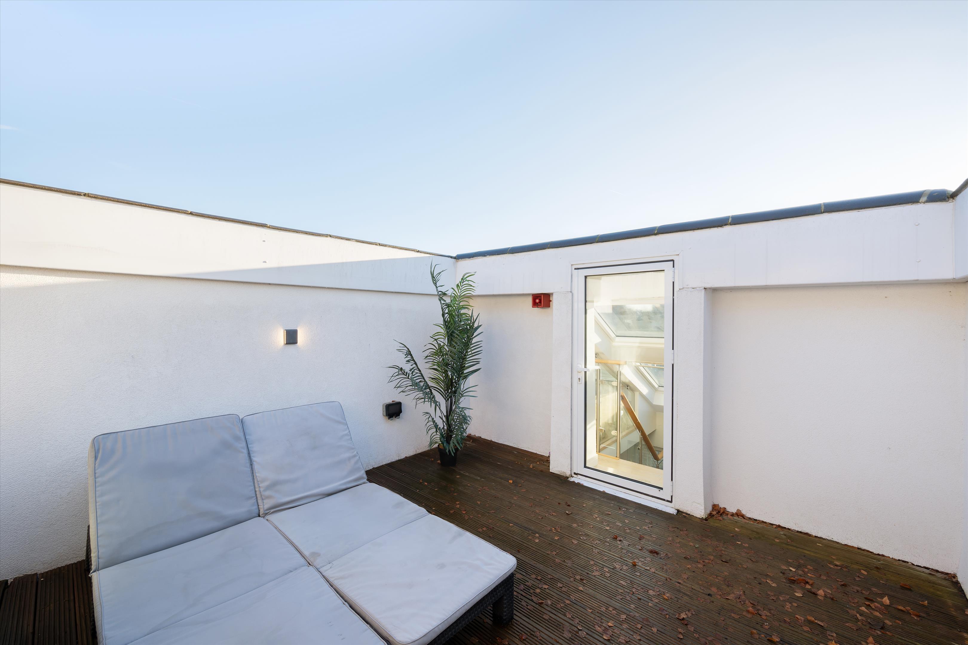 Rosslyn Hill, London, NW3