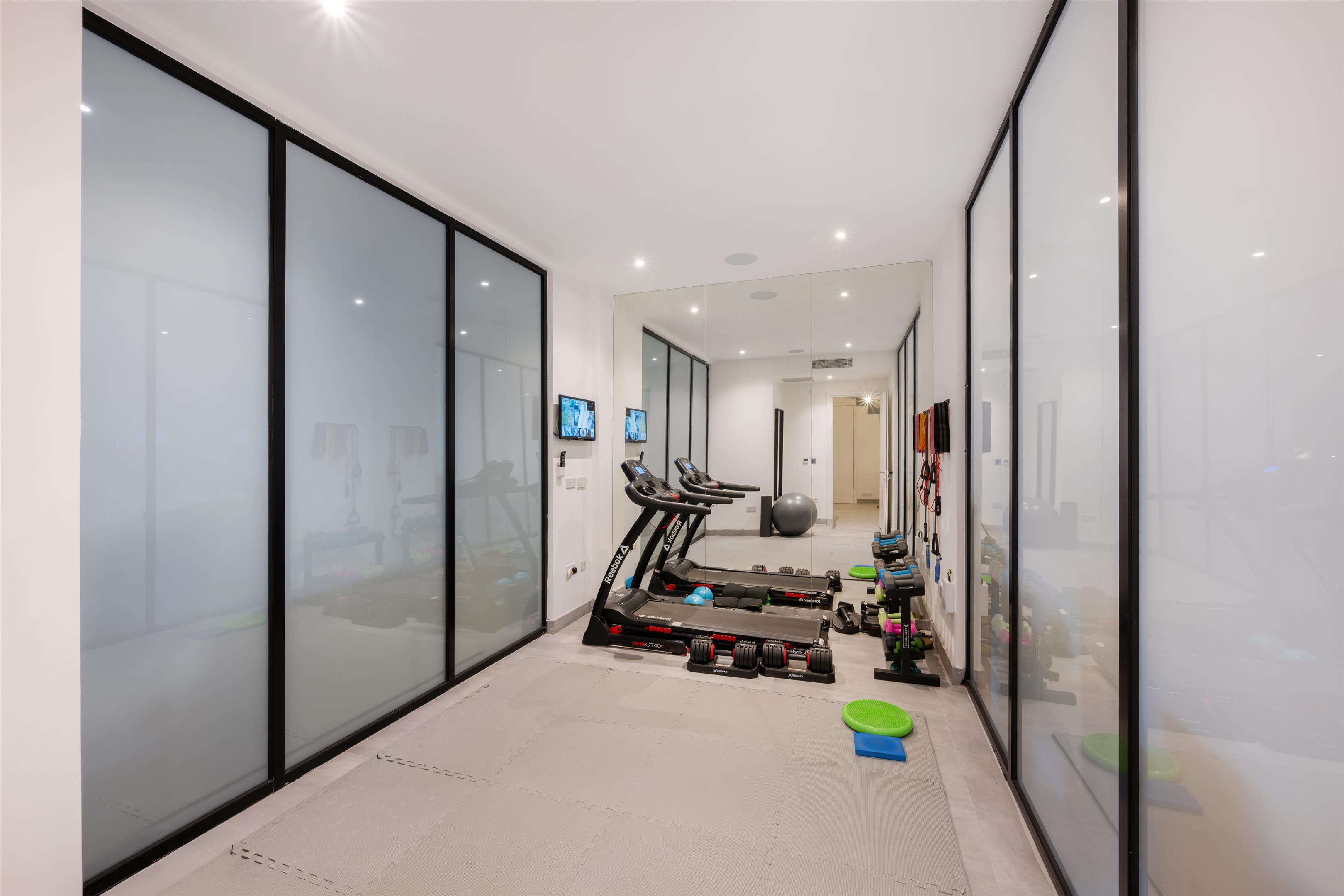 Rosslyn Hill, London, NW3