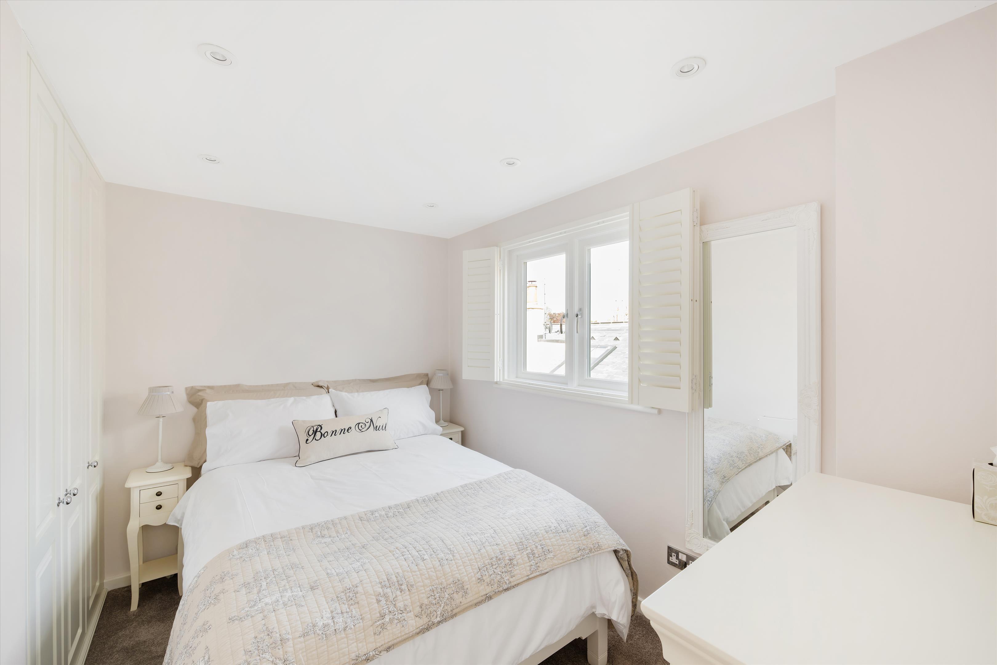 Hampstead Grove, Hampstead, London NW3