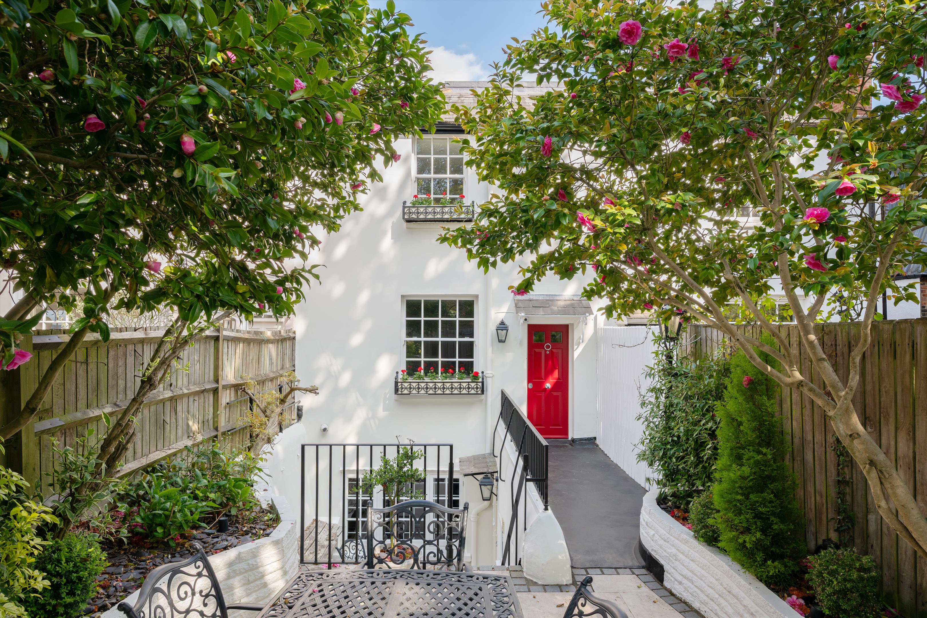 Hampstead Grove, Hampstead, London NW3