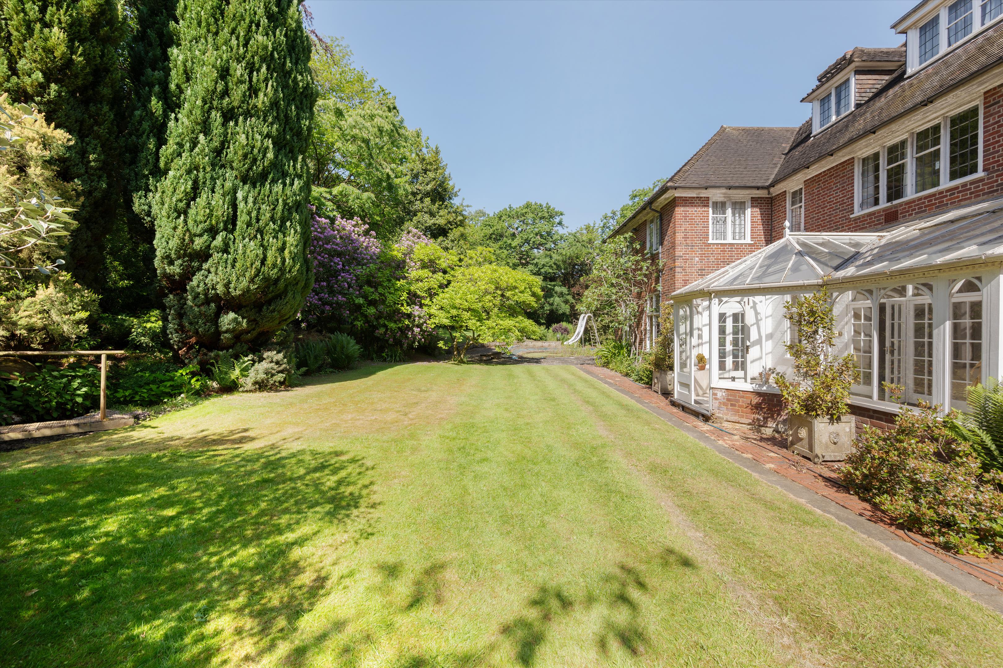 Courtenay Avenue, Kenwood, London N6