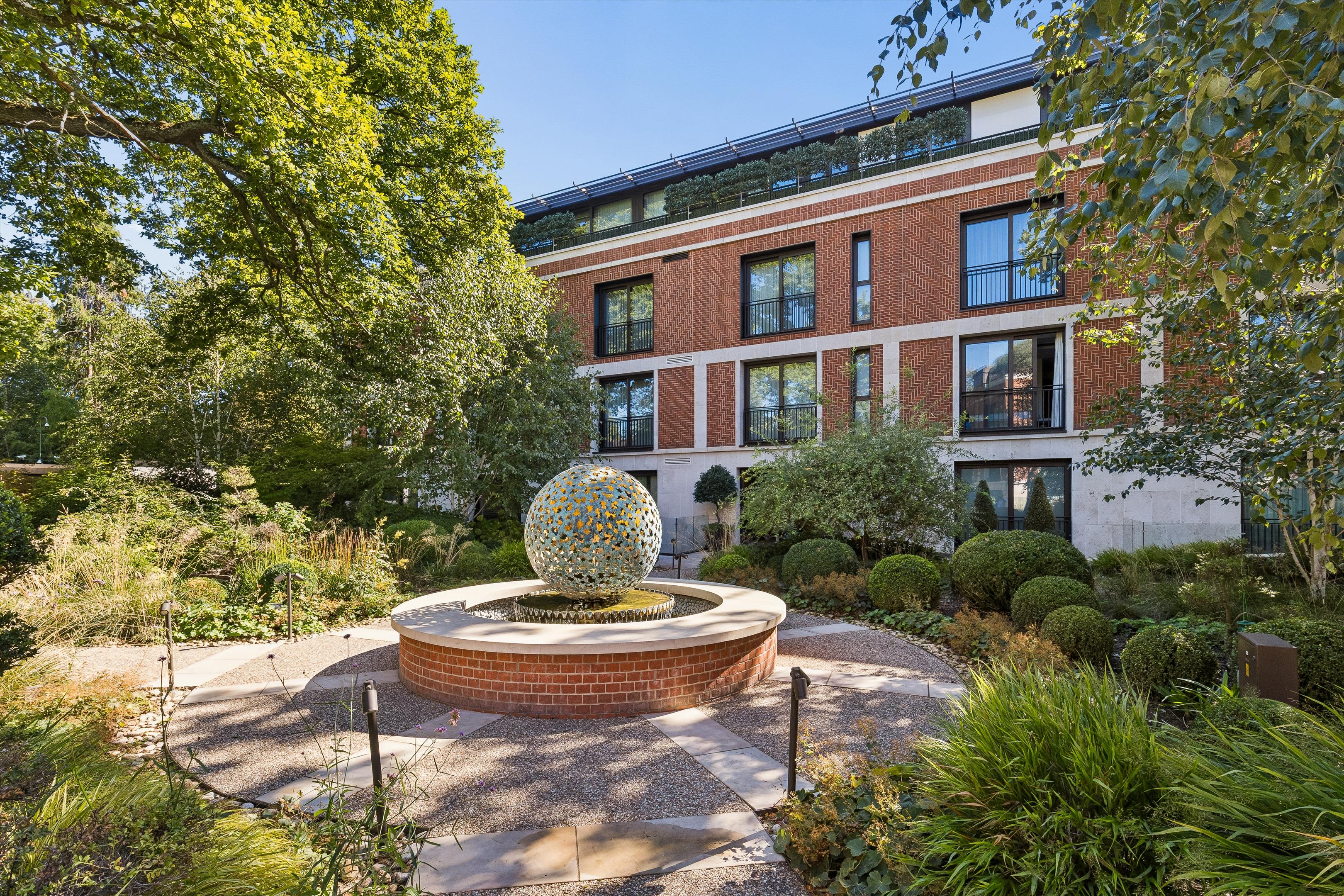 The Bishops Avenue, London N2