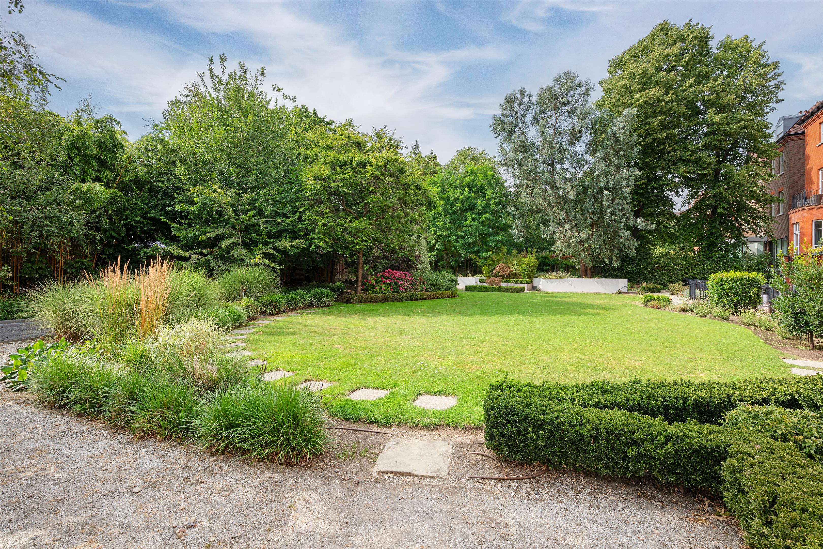 Fitzjohns Avenue, Hampstead, London NW3