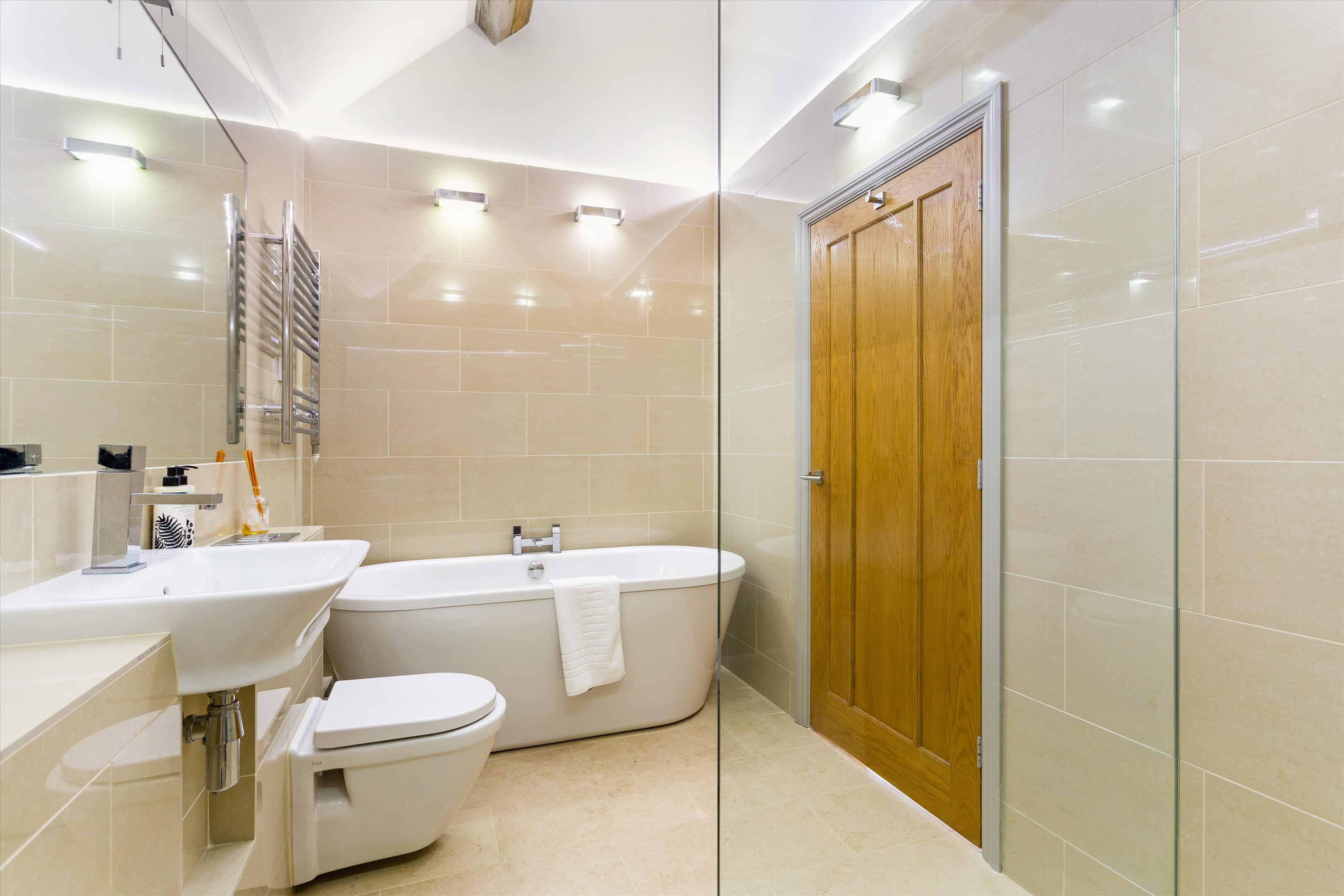 Compton Bassett, Calne, Wiltshire, SN11