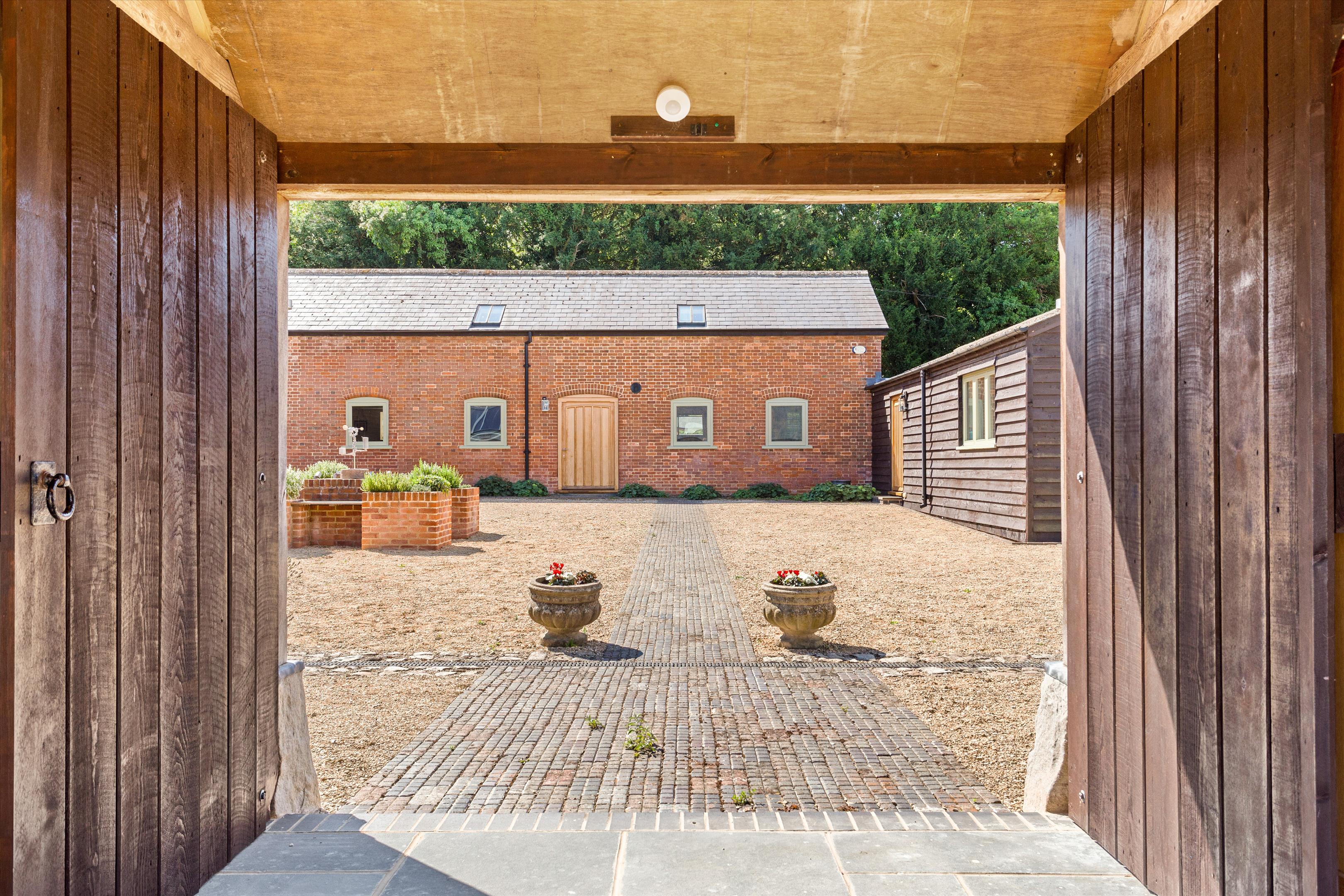 Compton Bassett, Calne, Wiltshire, SN11