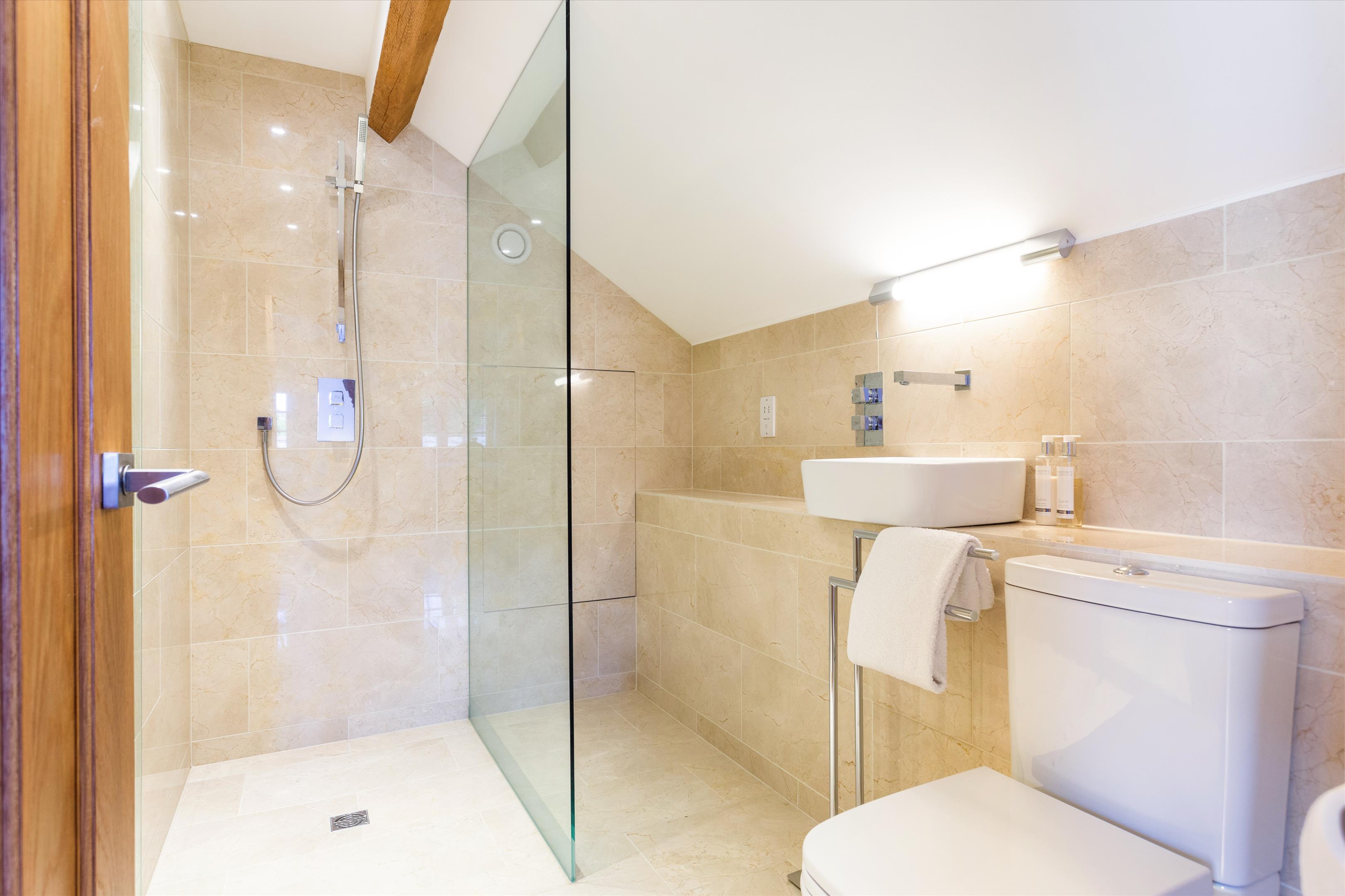 Compton Bassett, Calne, Wiltshire, SN11