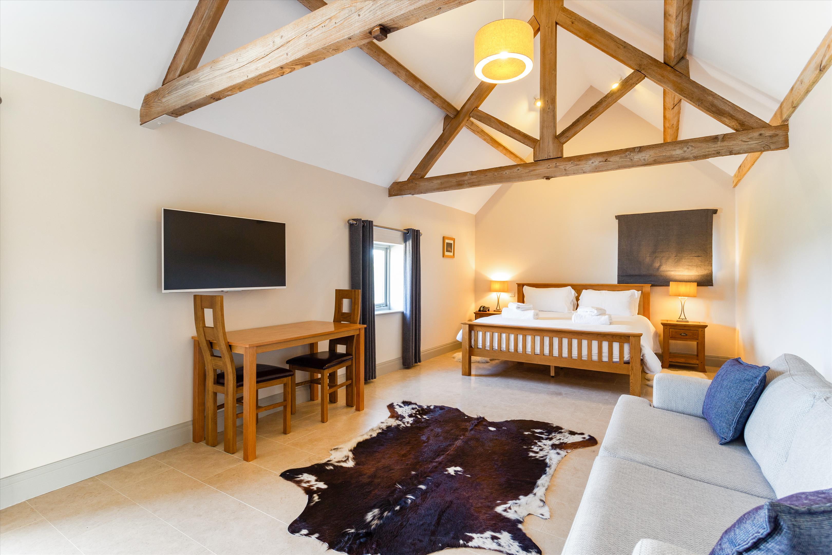 Compton Bassett, Calne, Wiltshire, SN11
