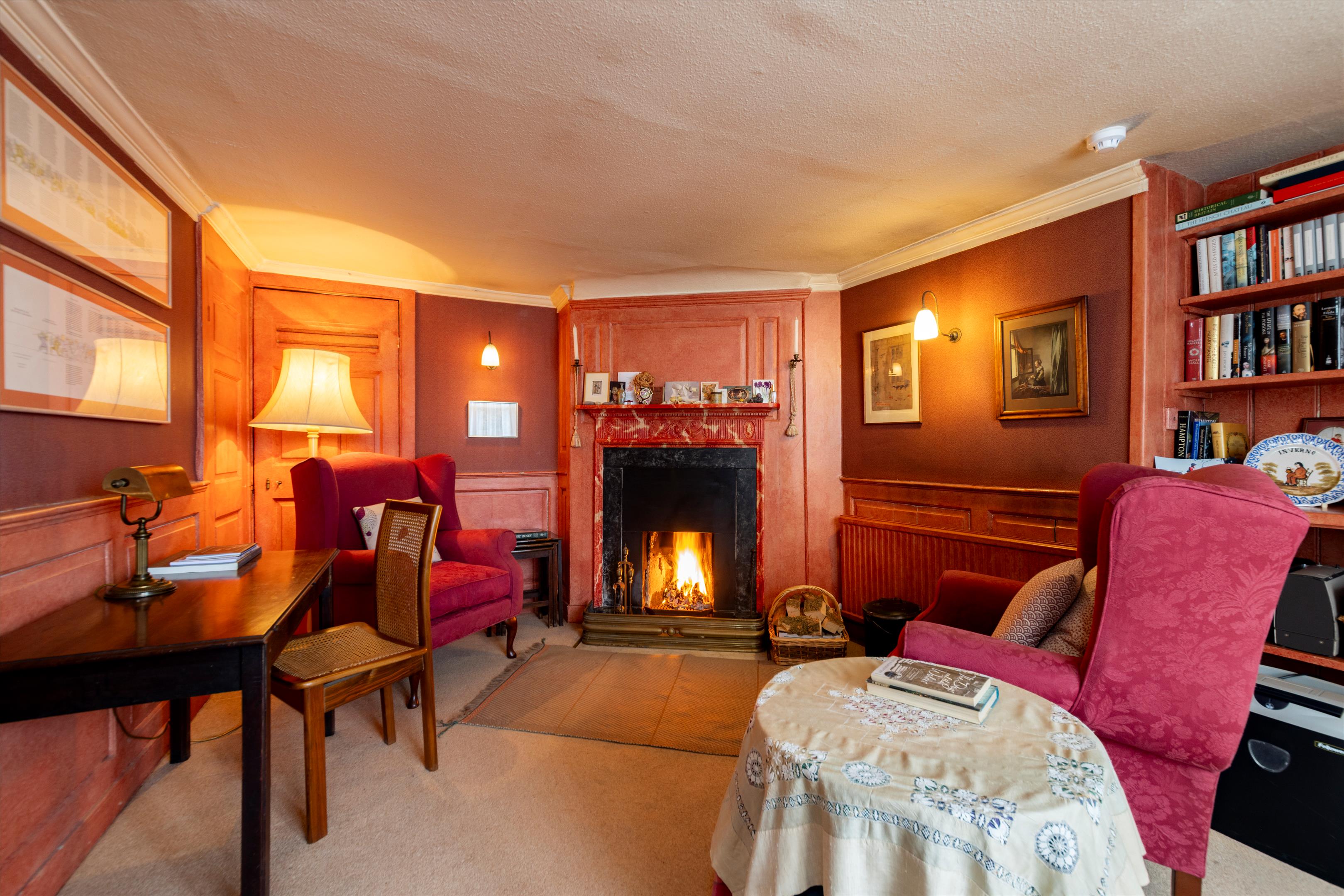 Silverless Street, Marlborough, SN8