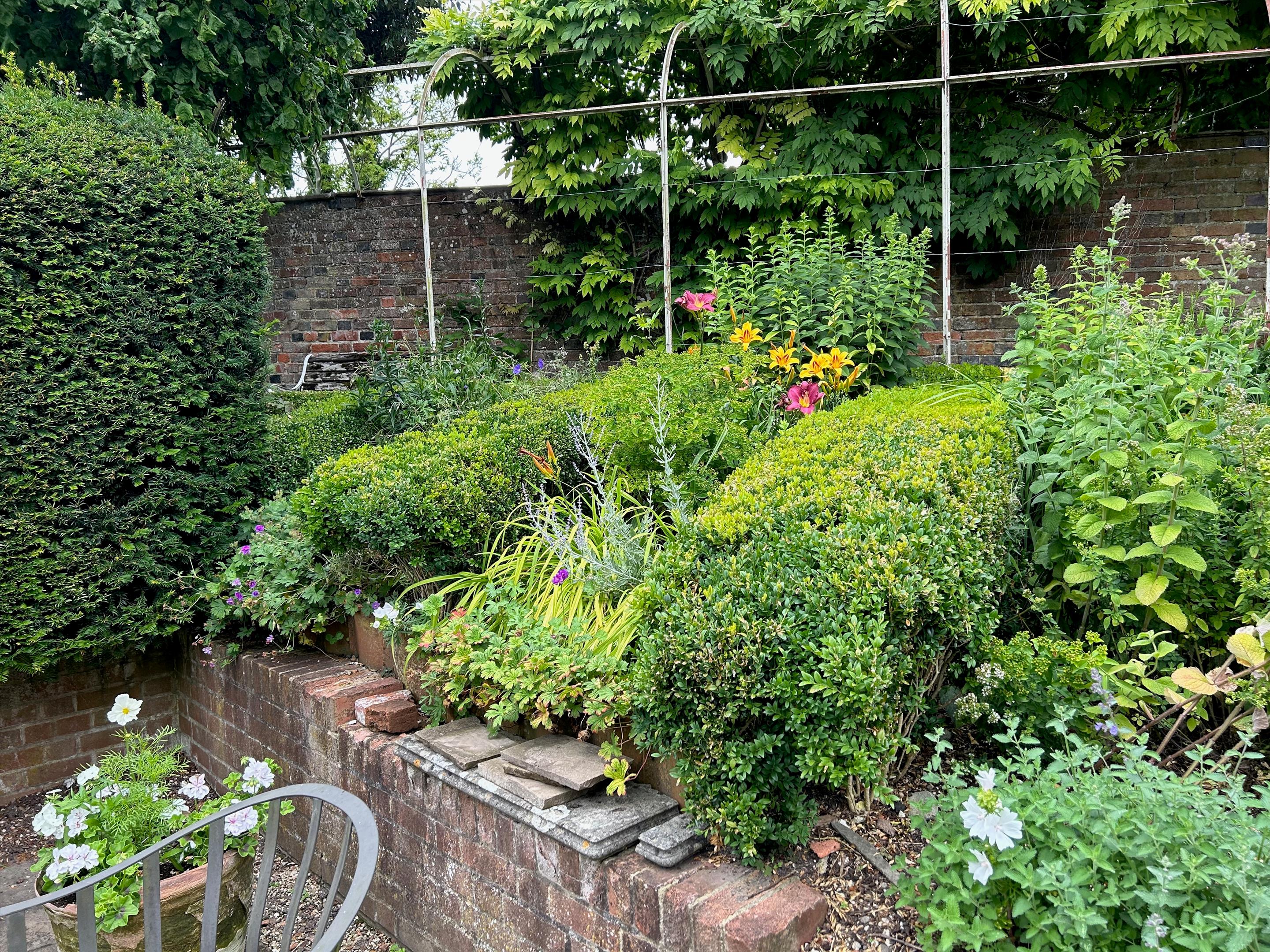 Silverless Street, Marlborough, SN8