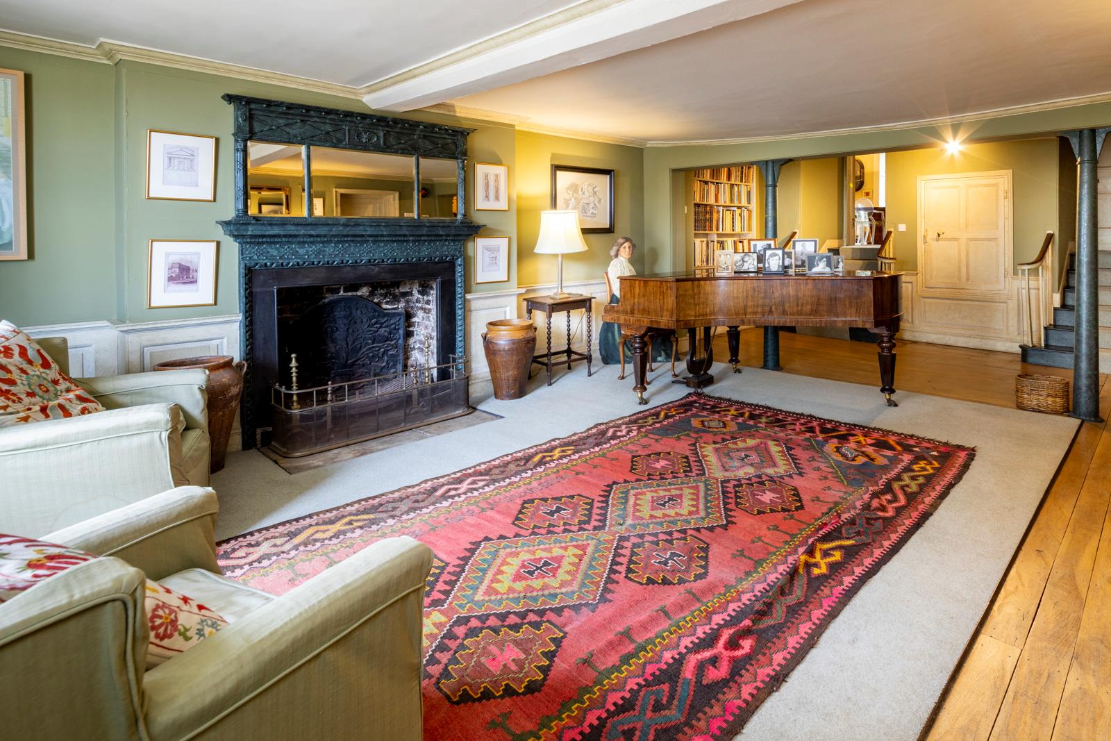 Silverless Street, Marlborough, SN8