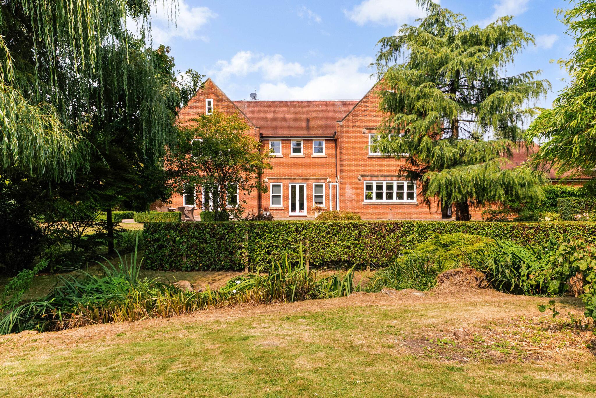 Milton Lilbourne, Wiltshire, SN9