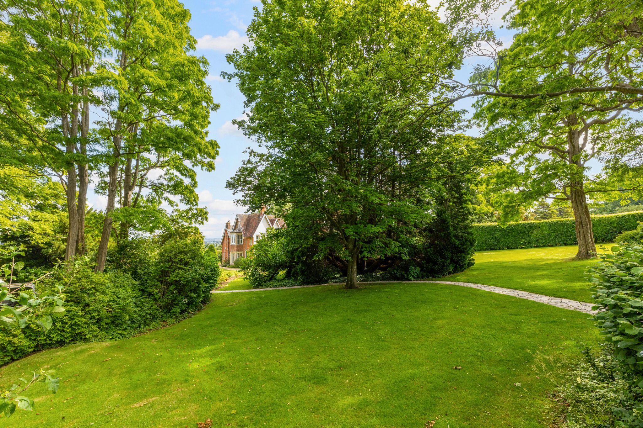 Westbury Road, Bratton, Westbury, Wiltshire, BA13