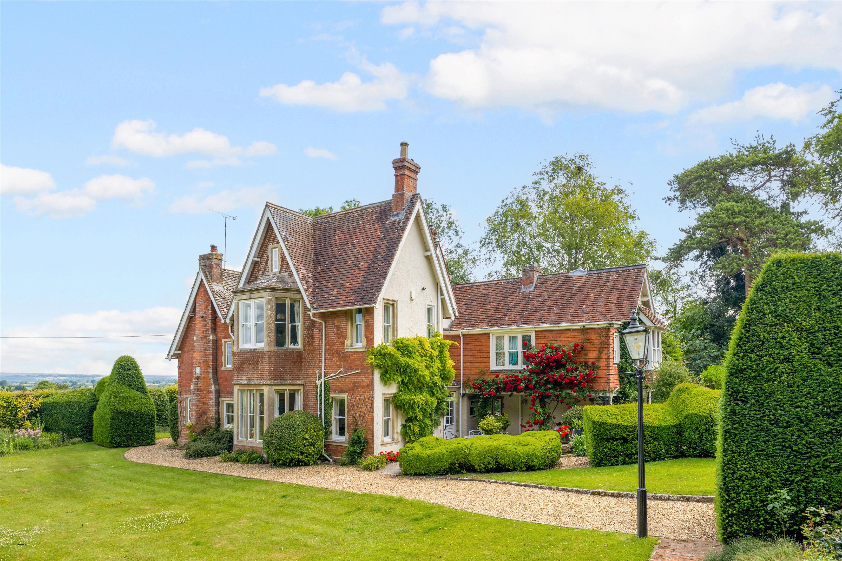 Westbury Road, Bratton, Westbury, Wiltshire, BA13
