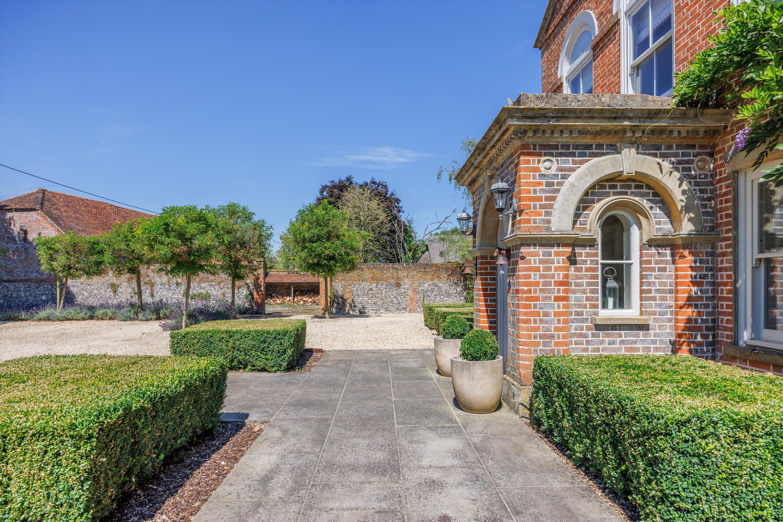 Chieveley, Berkshire RG20