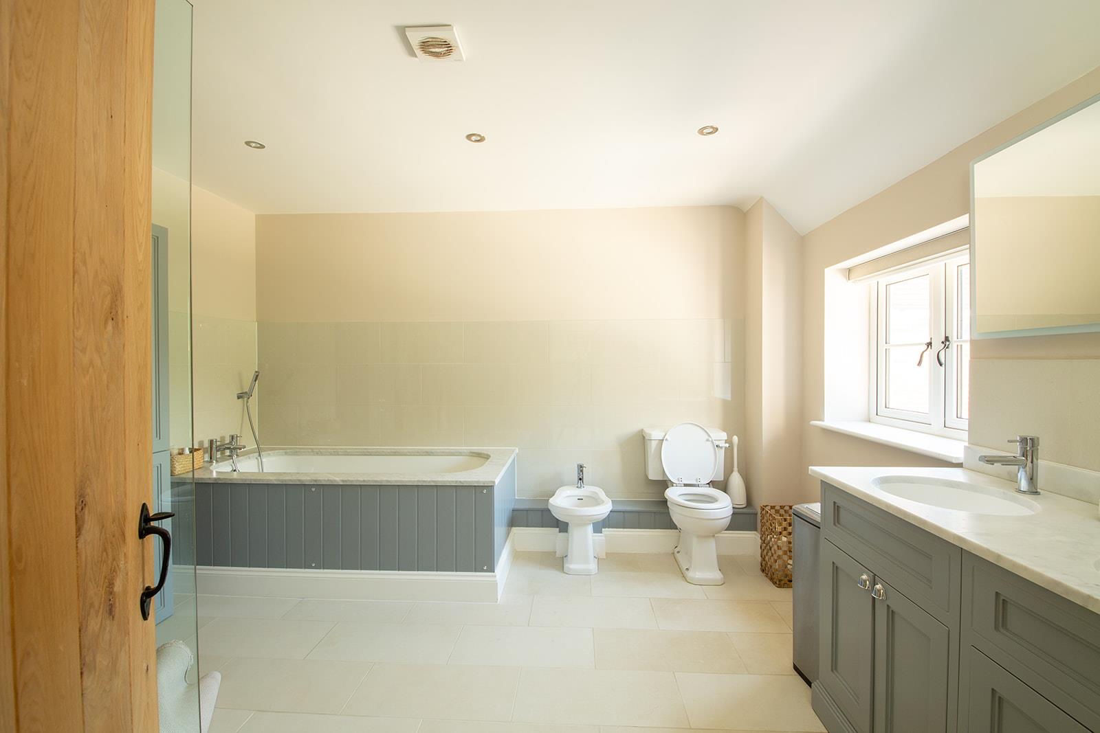 Long Lane, Shaw, Newbury, Berkshire RG14