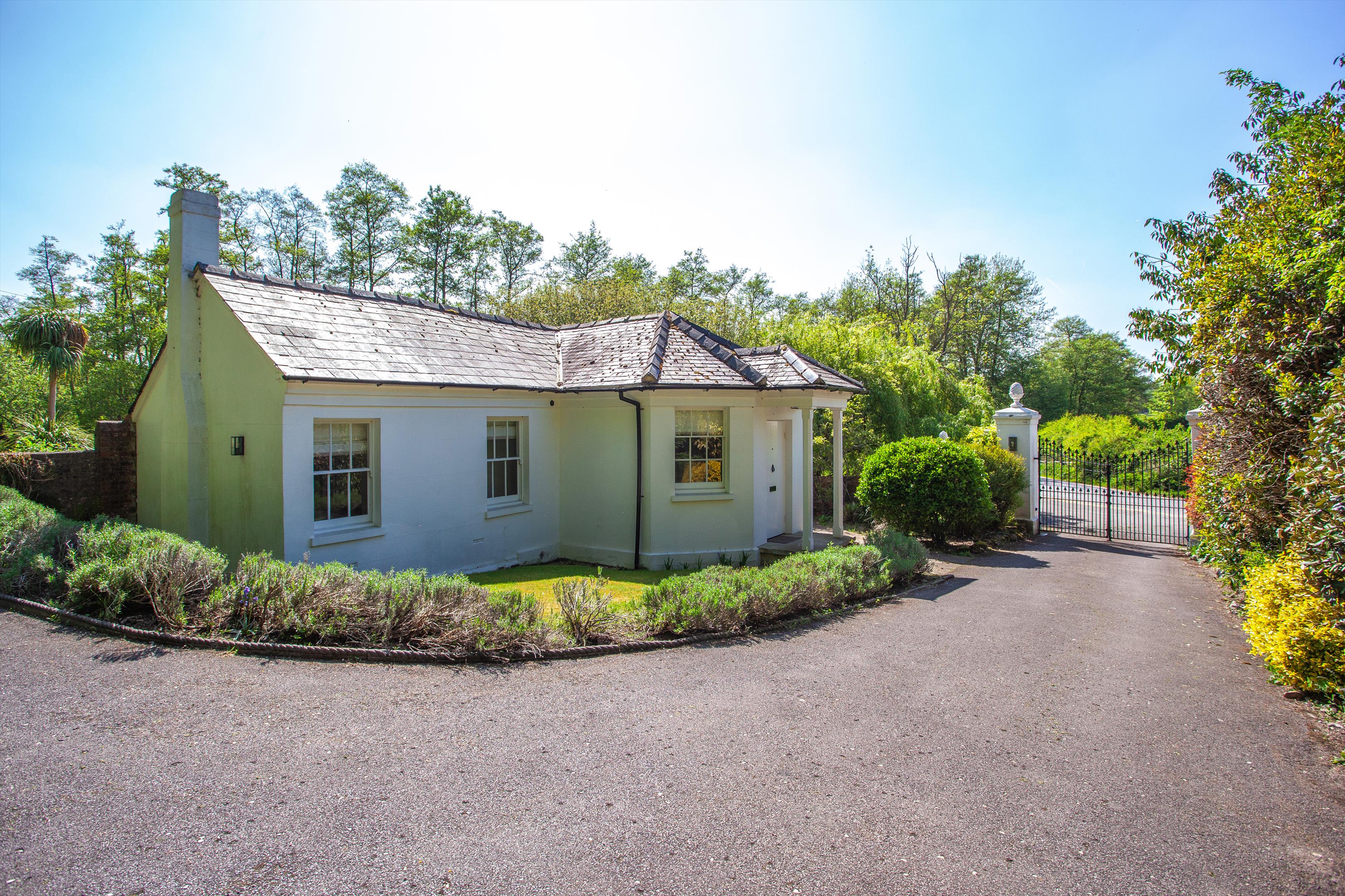 Remenham Lane, Remenham, Henley-on-Thames, Berkshire RG9