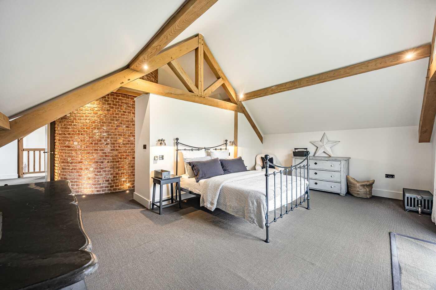 Reading Road, Shiplake, Henley-on-Thames, Oxfordshire RG9