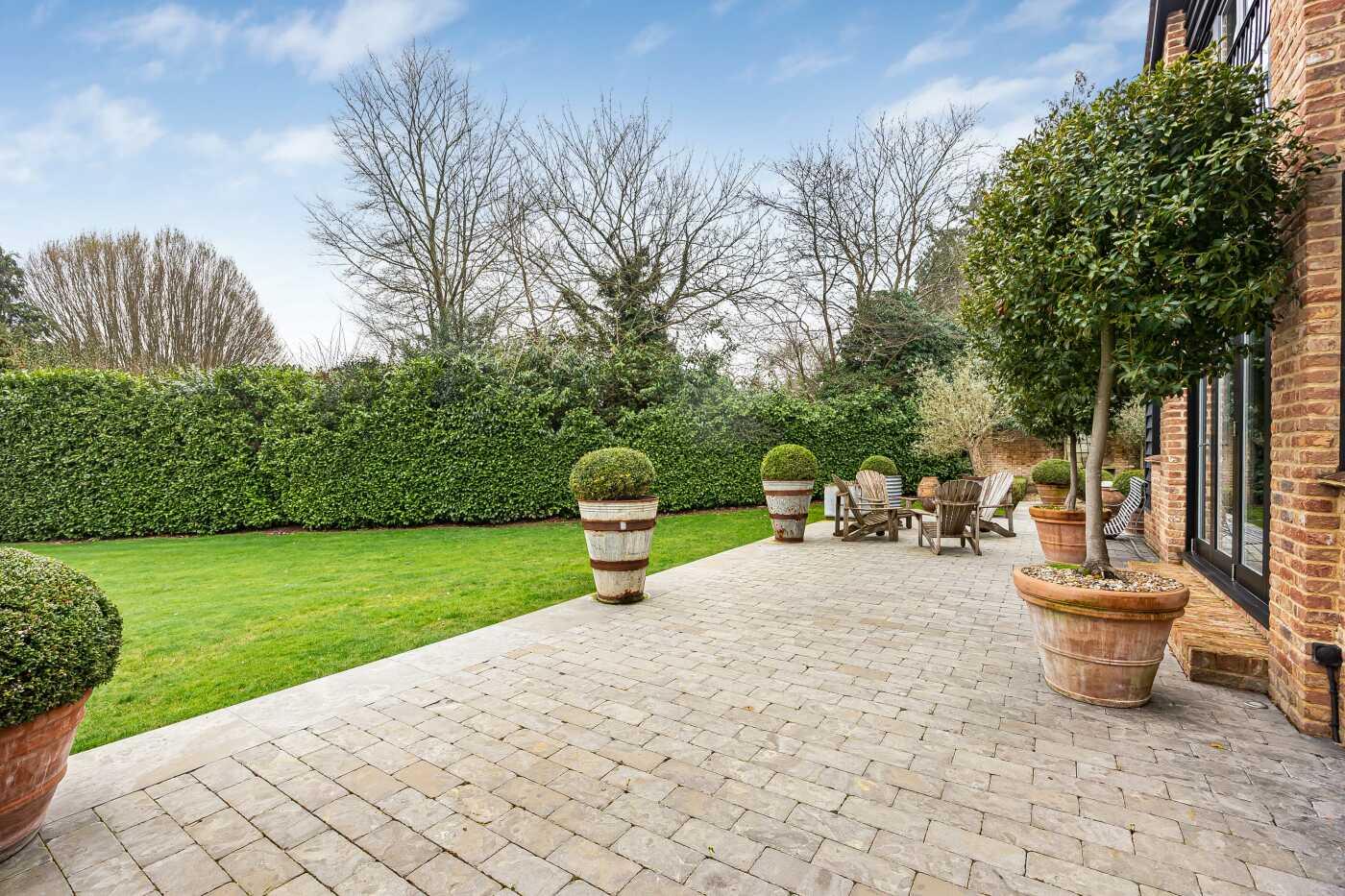 Reading Road, Shiplake, Henley-on-Thames, Oxfordshire RG9