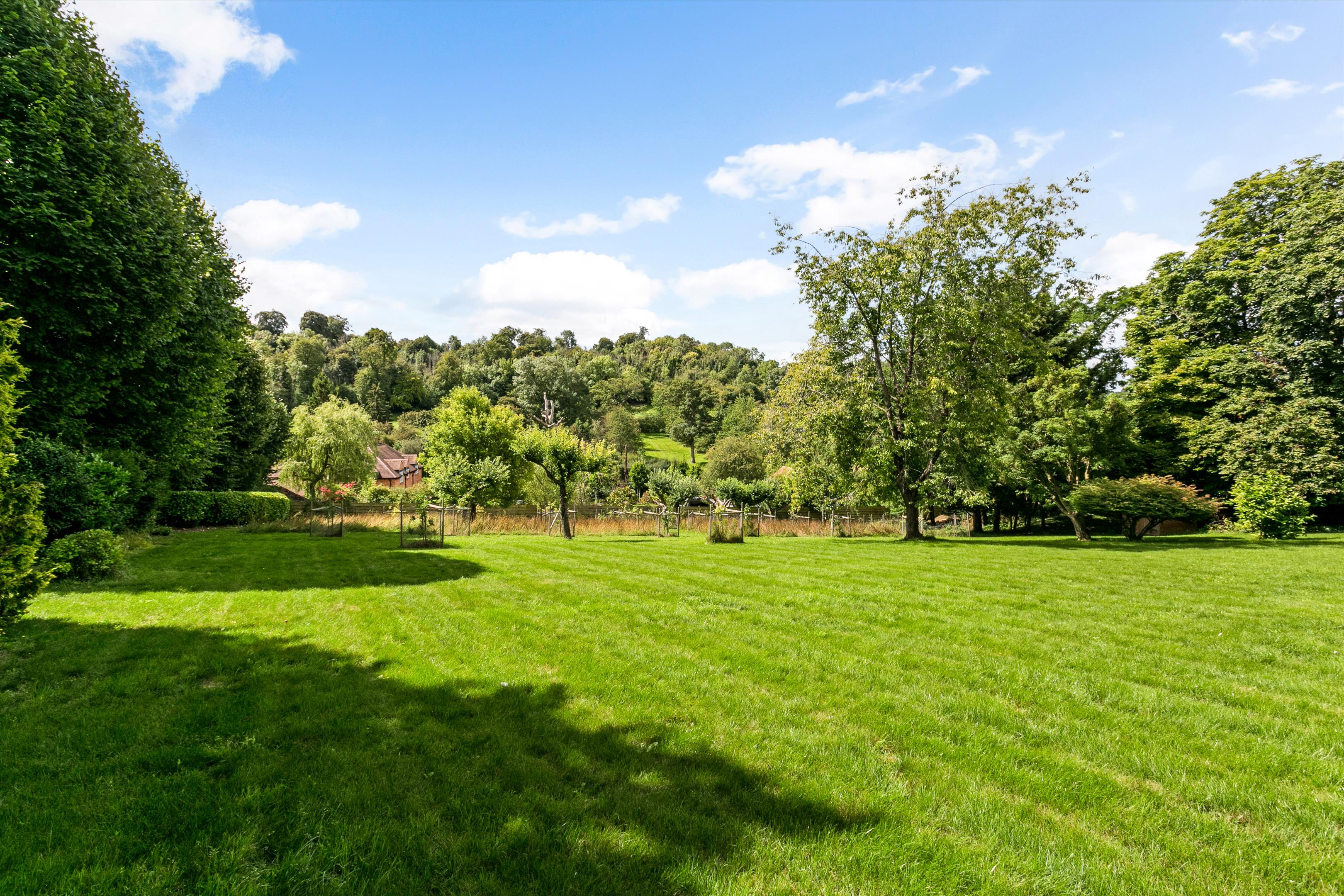 Harpsden Bottom, Harpsden, Henley-on-Thames, Oxfordshire, RG9