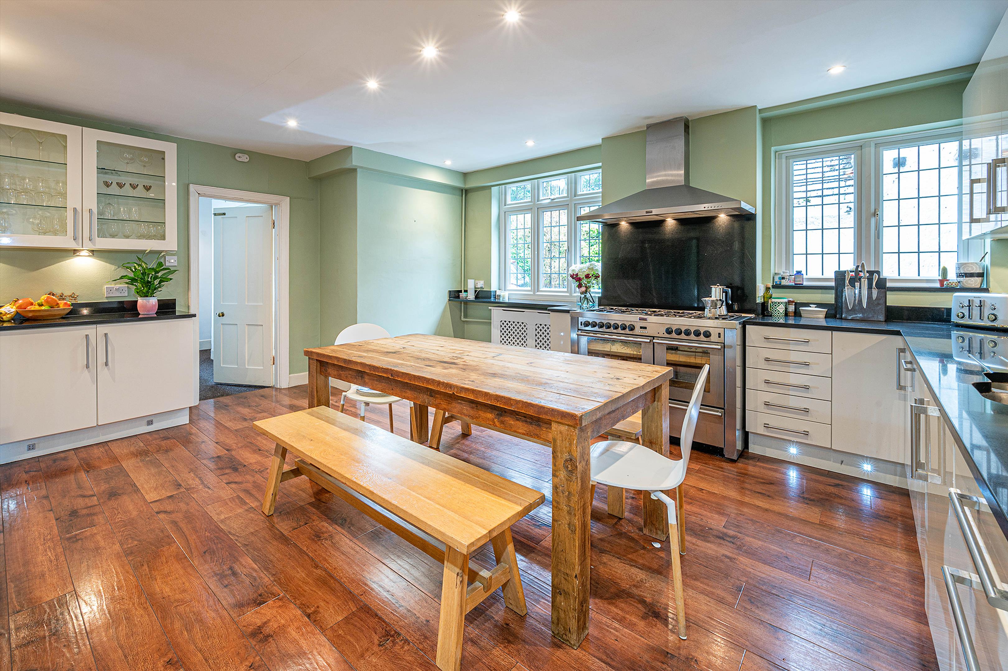 Harpsden Bottom, Harpsden, Henley-on-Thames, Oxfordshire, RG9