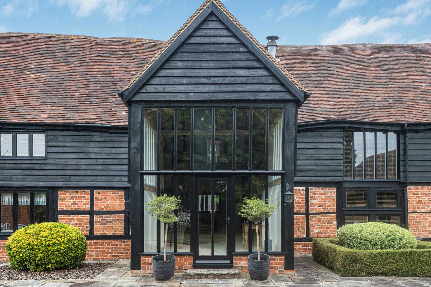 Smewins Road, White Waltham, Maidenhead, Berkshire, SL6