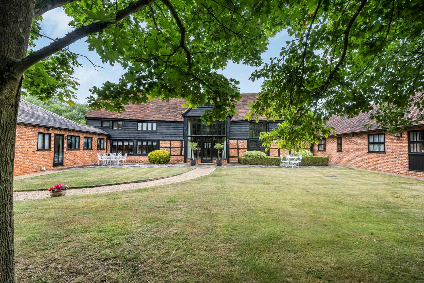 Smewins Road, White Waltham, Maidenhead, Berkshire, SL6