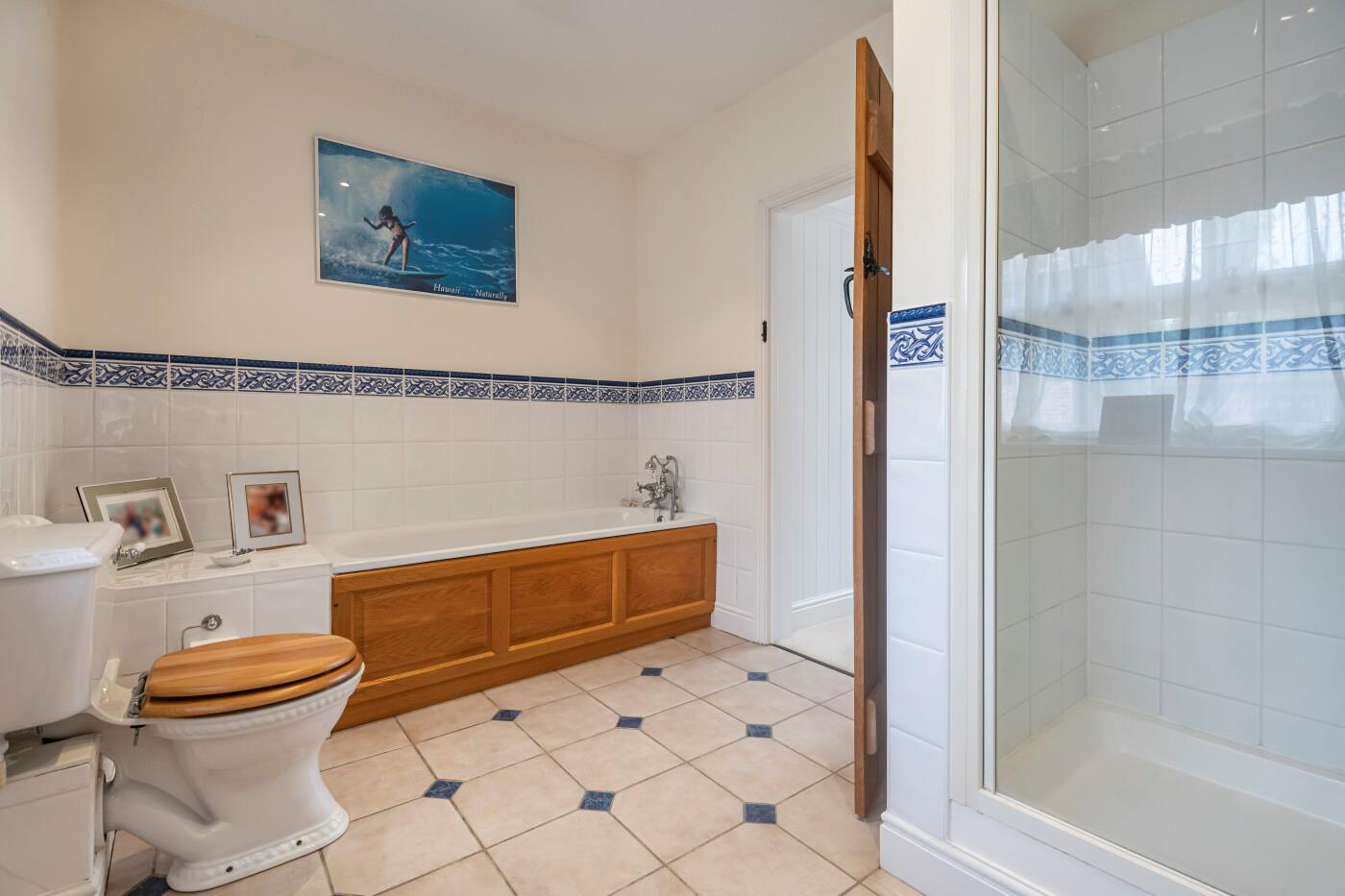 Smewins Road, White Waltham, Maidenhead, Berkshire, SL6