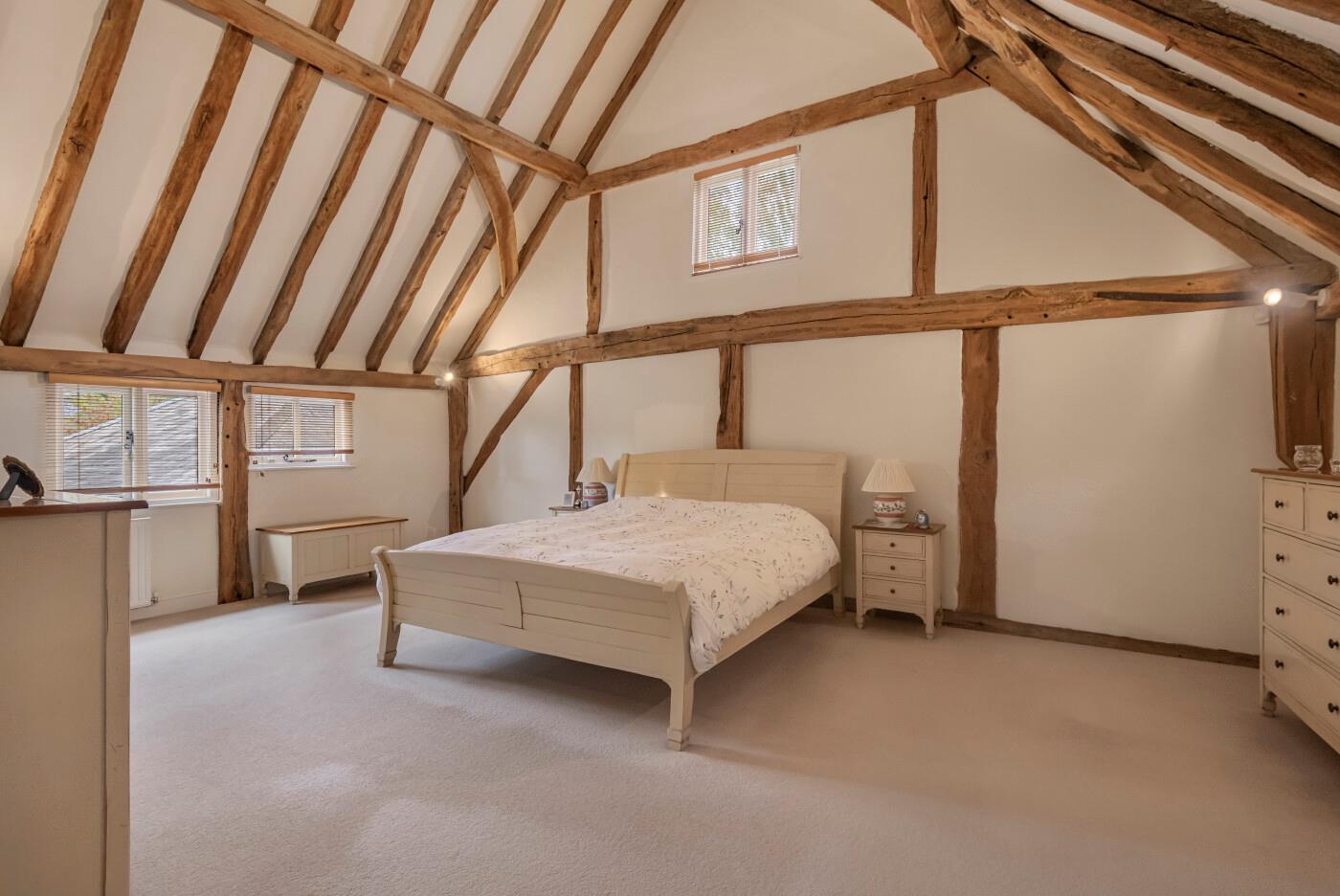 Smewins Road, White Waltham, Maidenhead, Berkshire, SL6