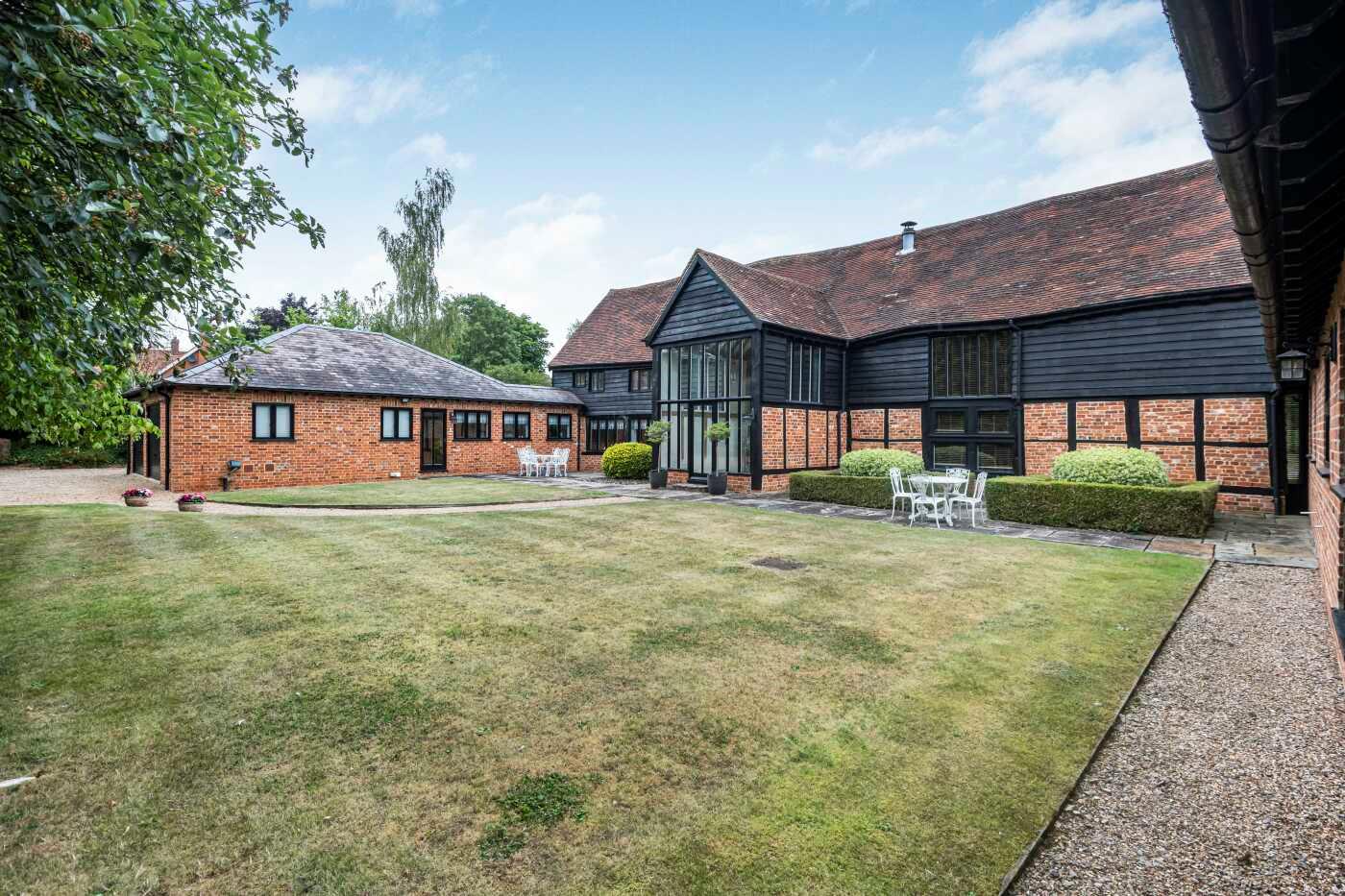 Smewins Road, White Waltham, Maidenhead, Berkshire, SL6