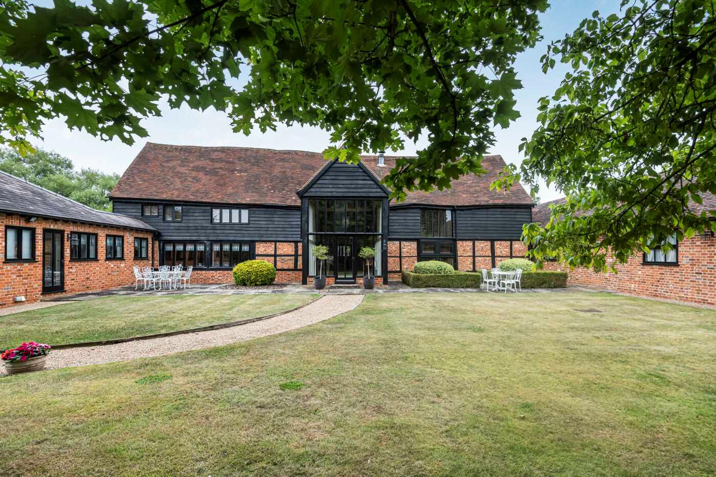 Smewins Road, White Waltham, Maidenhead, Berkshire, SL6