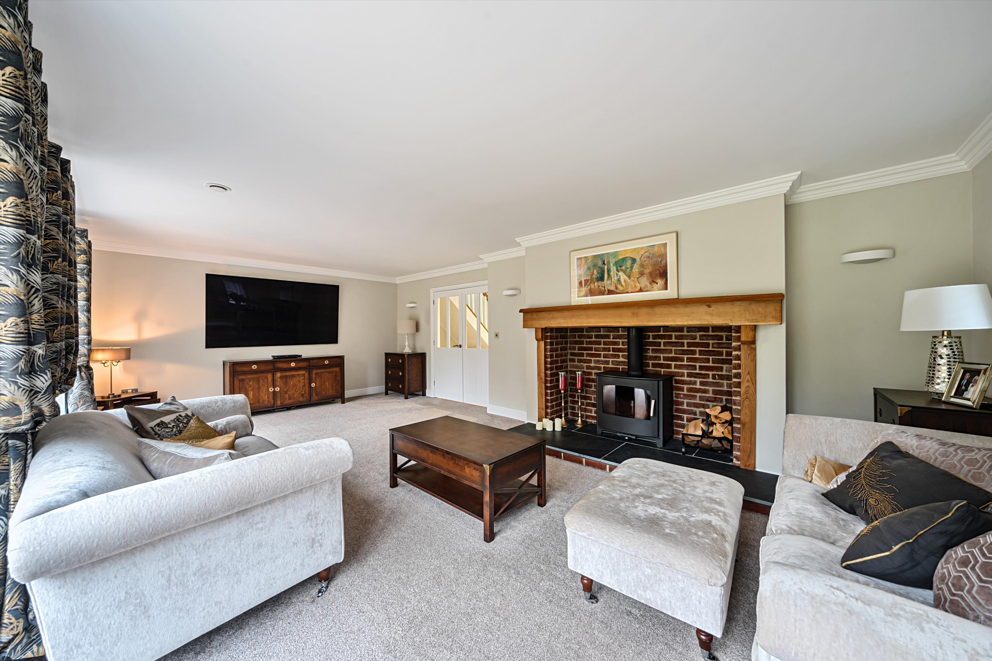 Chiltern Road, Peppard Common, Henley-on-Thames, Oxfordshire, RG9