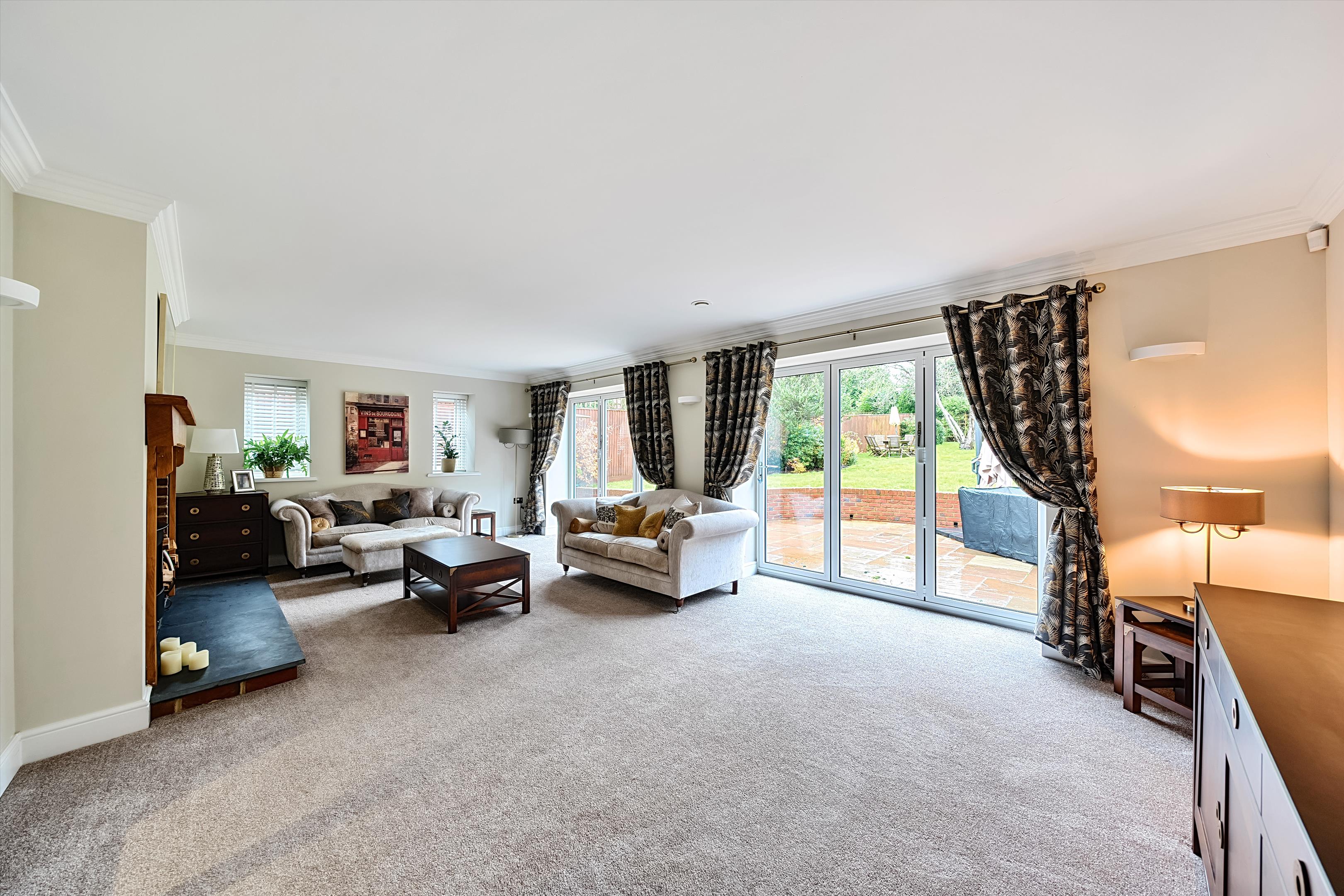 Chiltern Road, Peppard Common, Henley-on-Thames, Oxfordshire, RG9