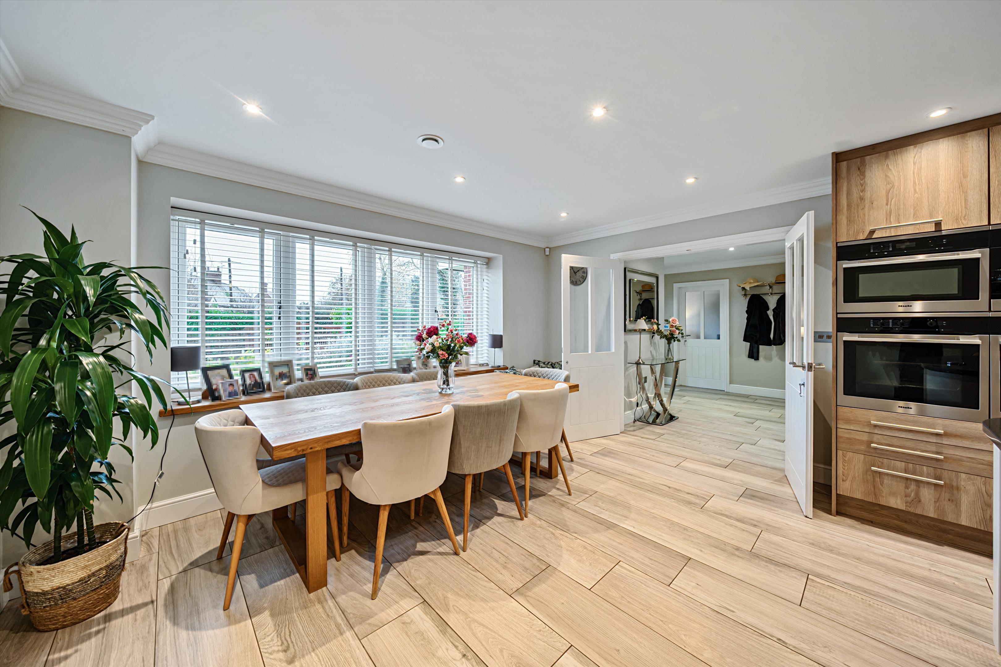 Chiltern Road, Peppard Common, Henley-on-Thames, Oxfordshire, RG9