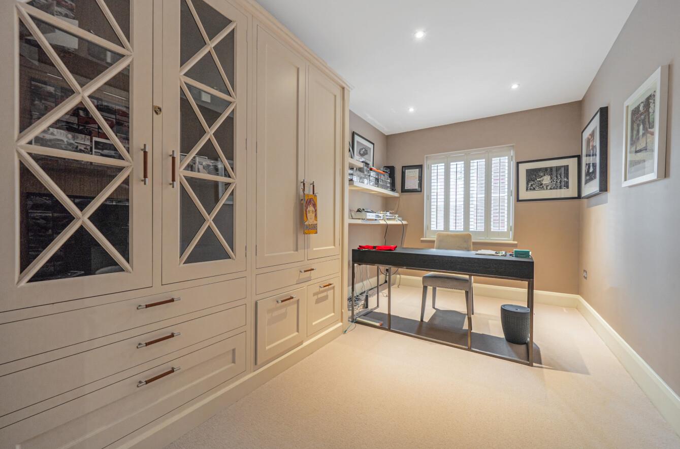 Chairmakers Way, Frieth, Henley-on-Thames, Buckinghamshire, RG9