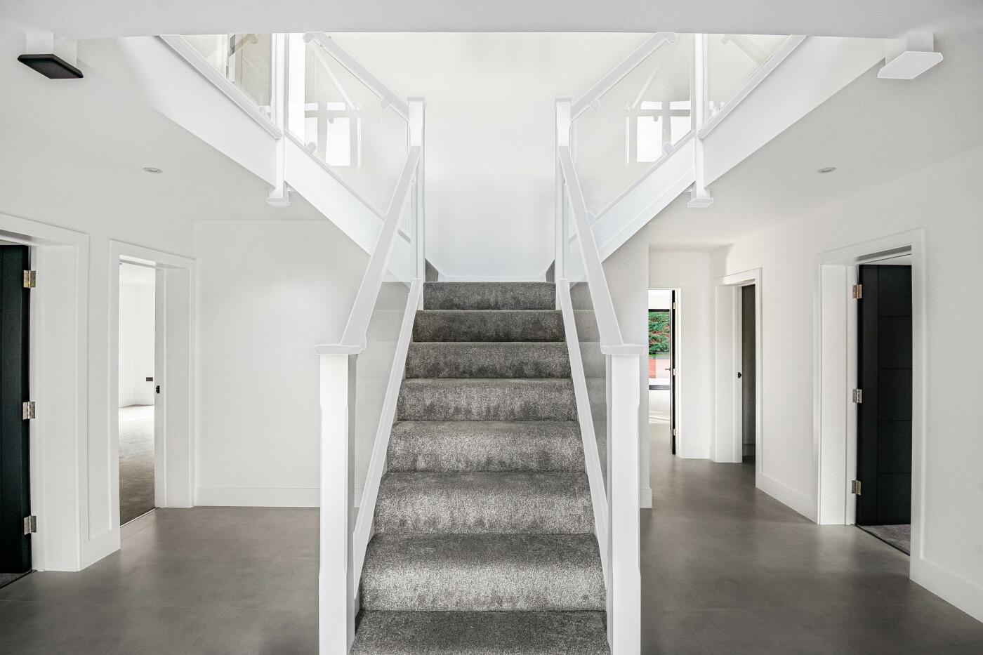 Mill Road, Shiplake, RG9
